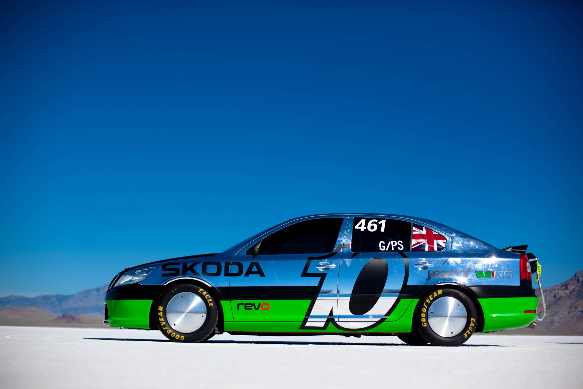 This 10-Year-Old Octavia vRS Still Holds The Title Of The Fastest Skoda Ever With A 227 MPH Top Speed