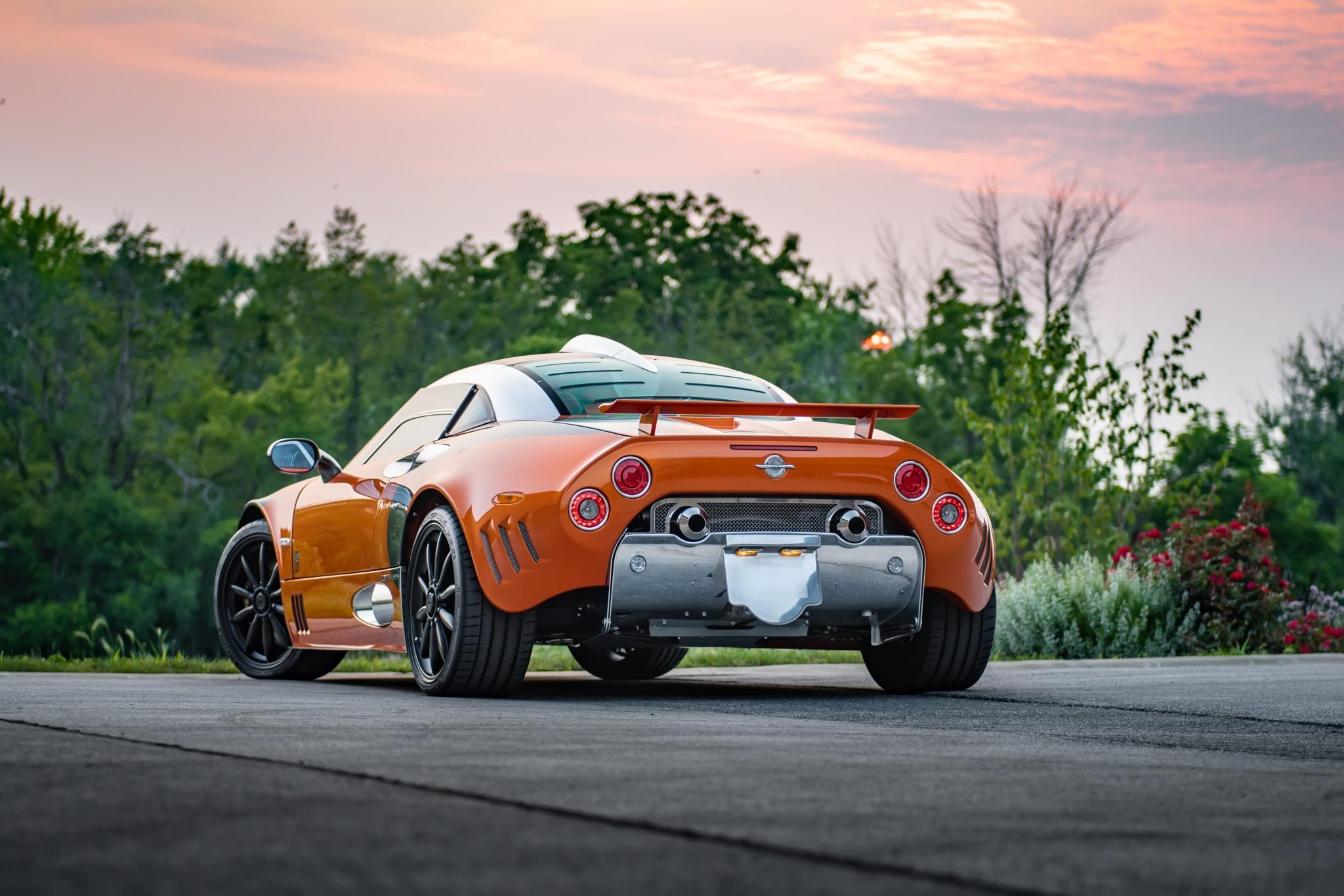 This Spyker C8 Laviolette LM85 Is One Way To Make A Statement