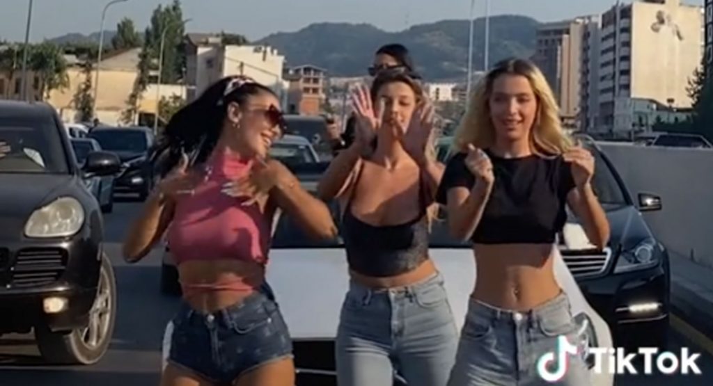  Unlicensed Driver Blocks Traffic Just To Create A TikTok Video