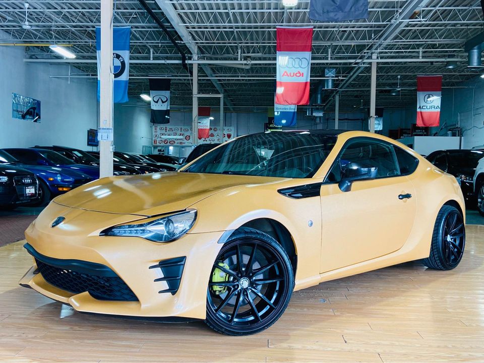 Canadian Selling Toyota 86 With Lamborghini Badges, Notes It’s Not A Real Lambo…