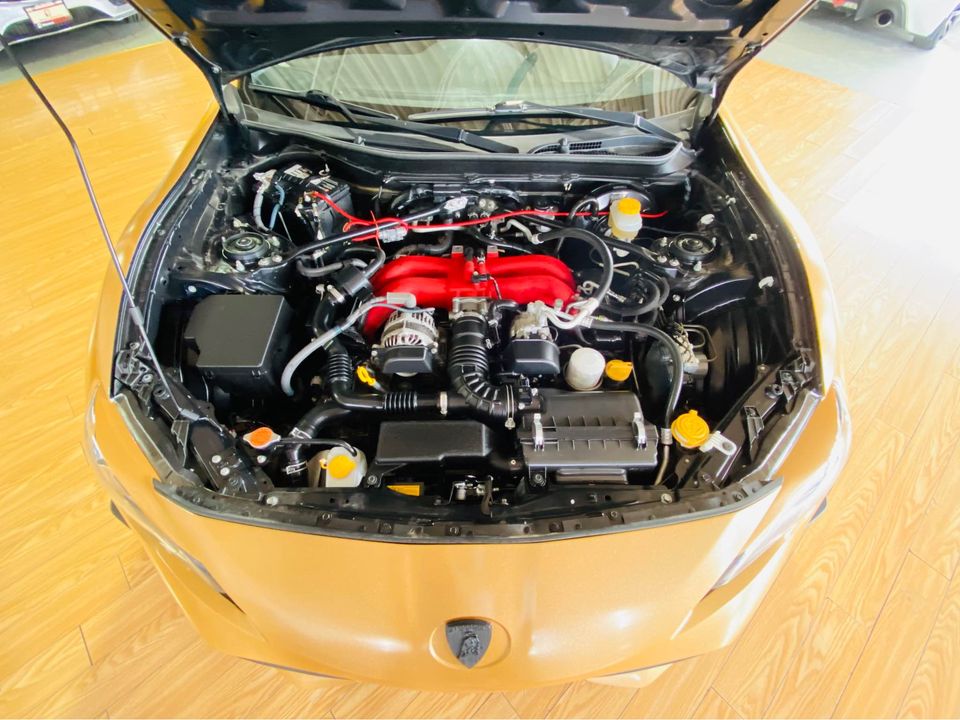 Canadian Selling Toyota 86 With Lamborghini Badges, Notes It’s Not A Real Lambo…