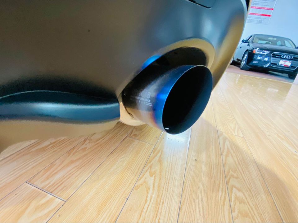 Canadian Selling Toyota 86 With Lamborghini Badges, Notes It’s Not A Real Lambo…