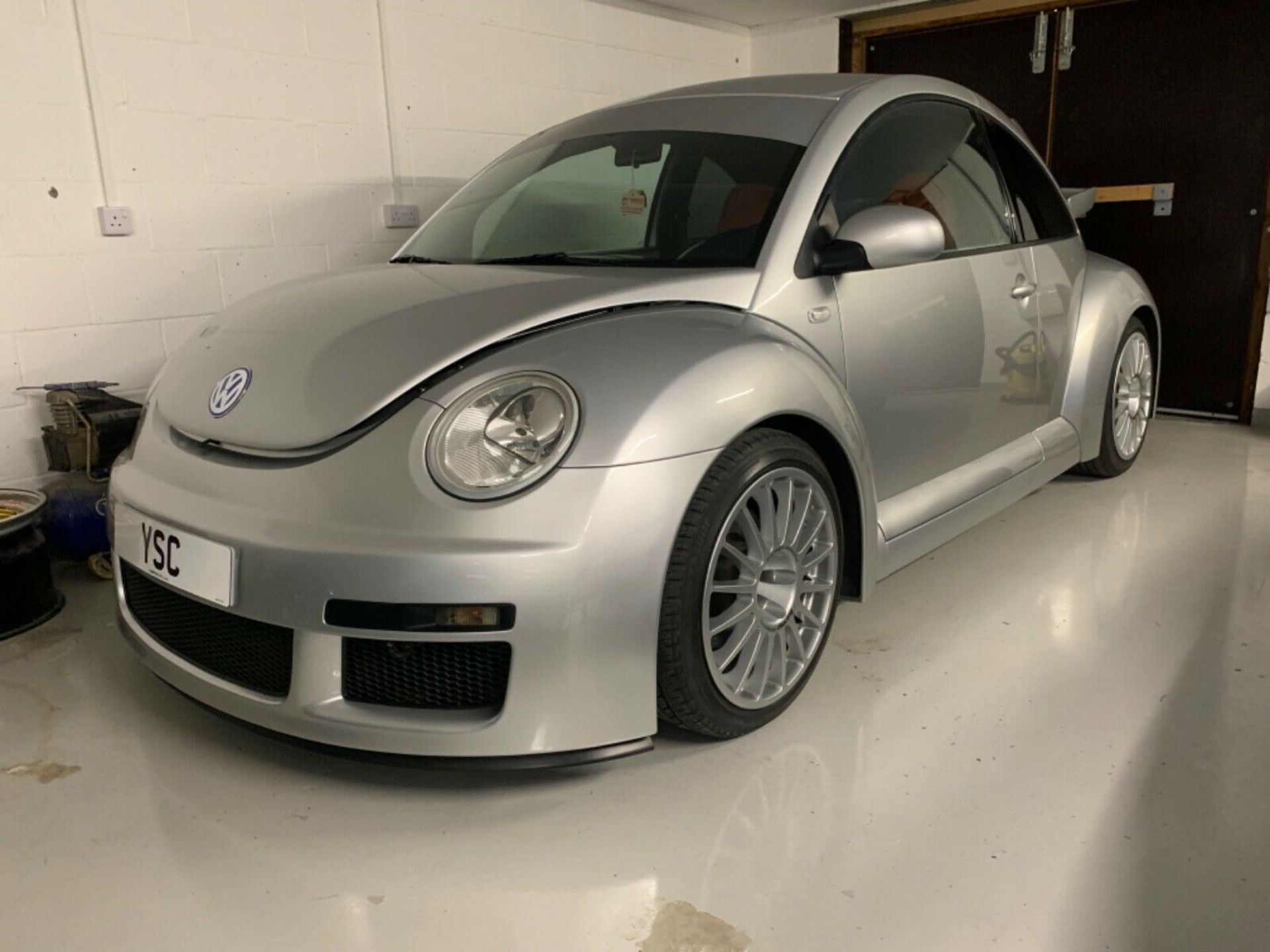 For $62,335, The Wild And Super Rare VW Beetle RSi Will Trade Your Flower For VR6 Power