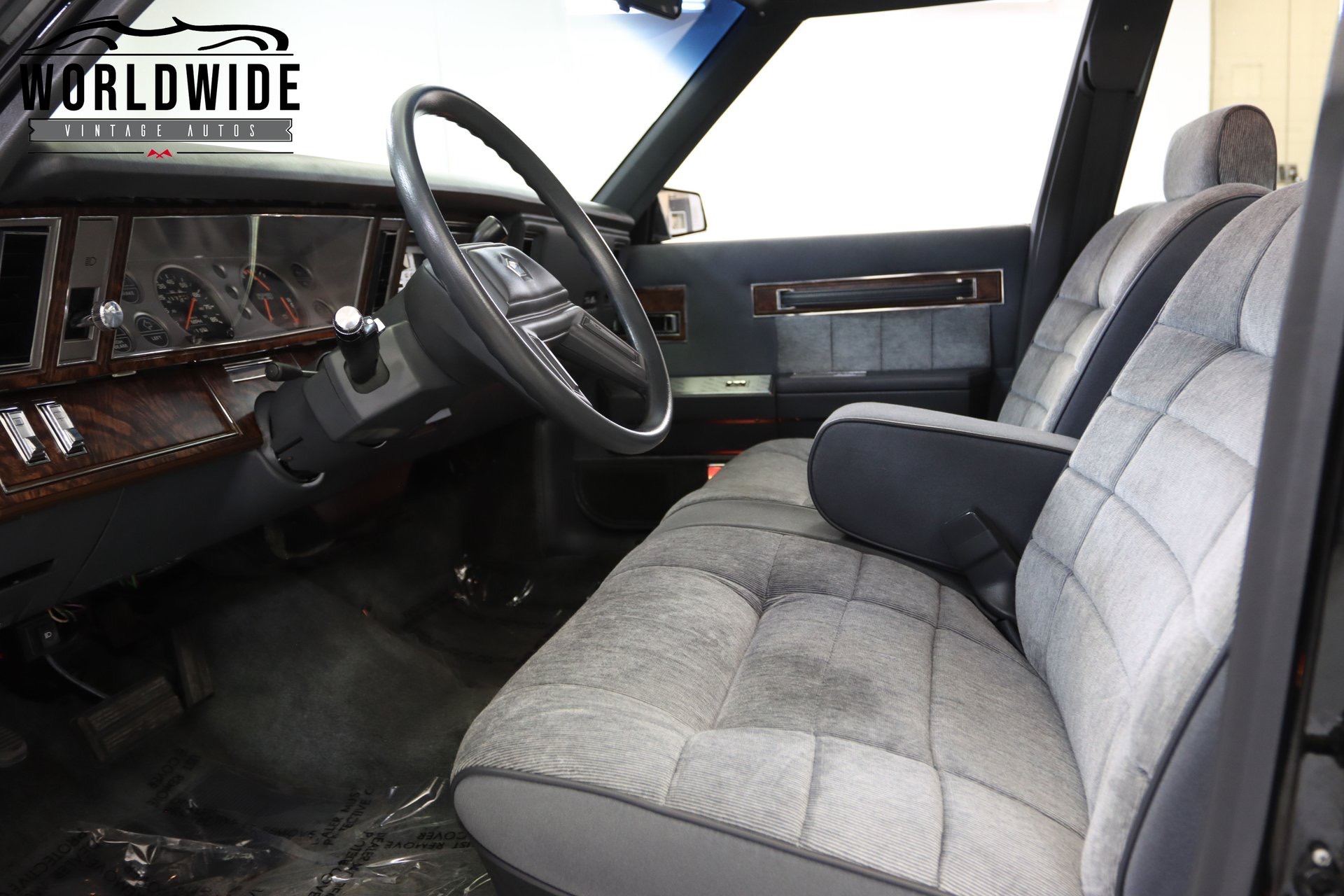 Wood Paneling, Wire Hubcaps And Turbo Graphics? Pay $27K For This Chrysler Town & Country And You Get It All