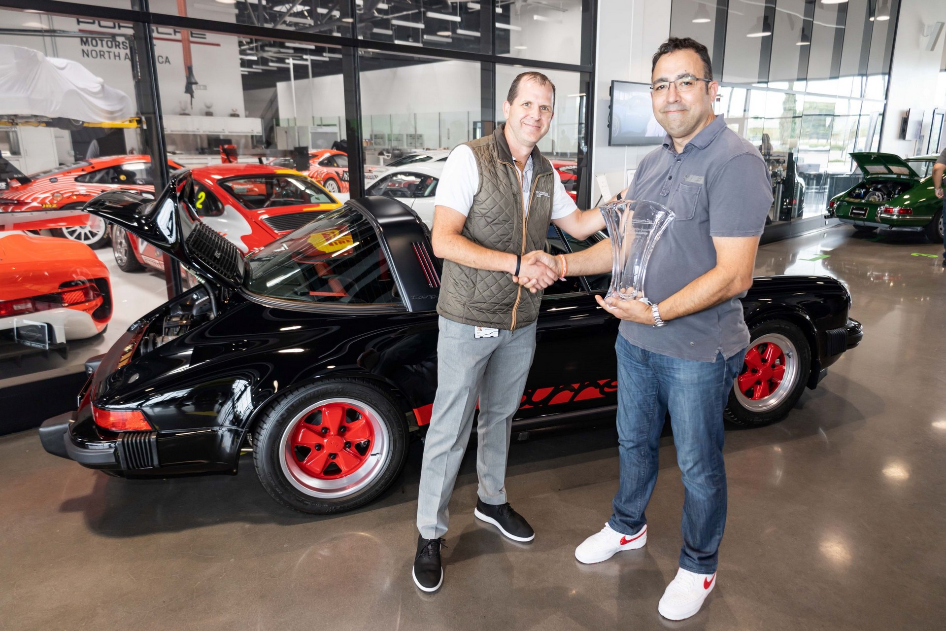 Porsche Classic Restoration Challenge Crowns This 1989 911 Targa The Winner