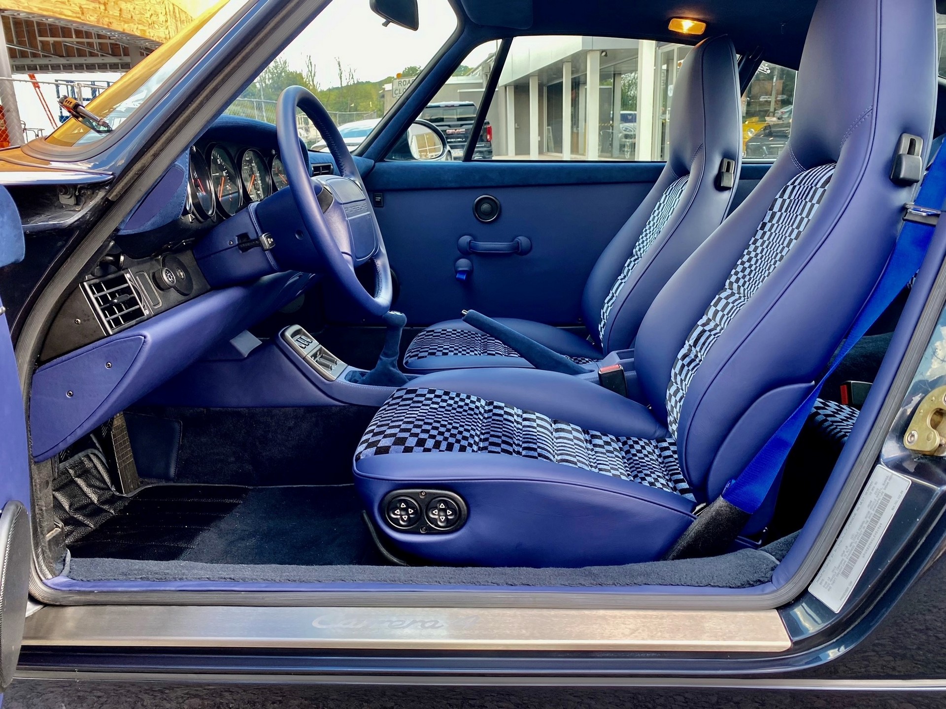 Porsche Classic Restoration Challenge Crowns This 1989 911 Targa The Winner