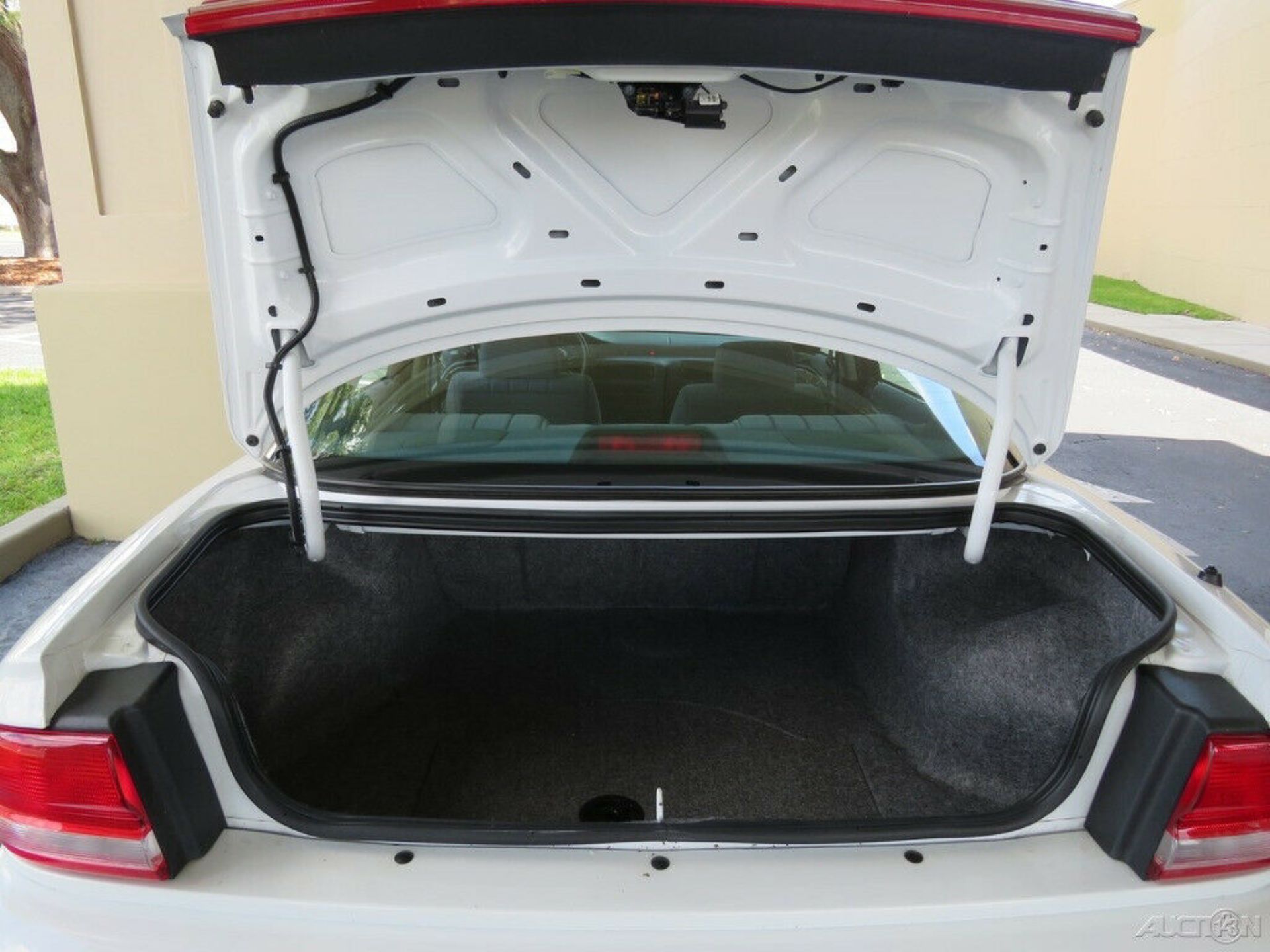 Someone Kept A 1994 Chrysler Concorde In A Climate Controlled Time Capsule Just For You