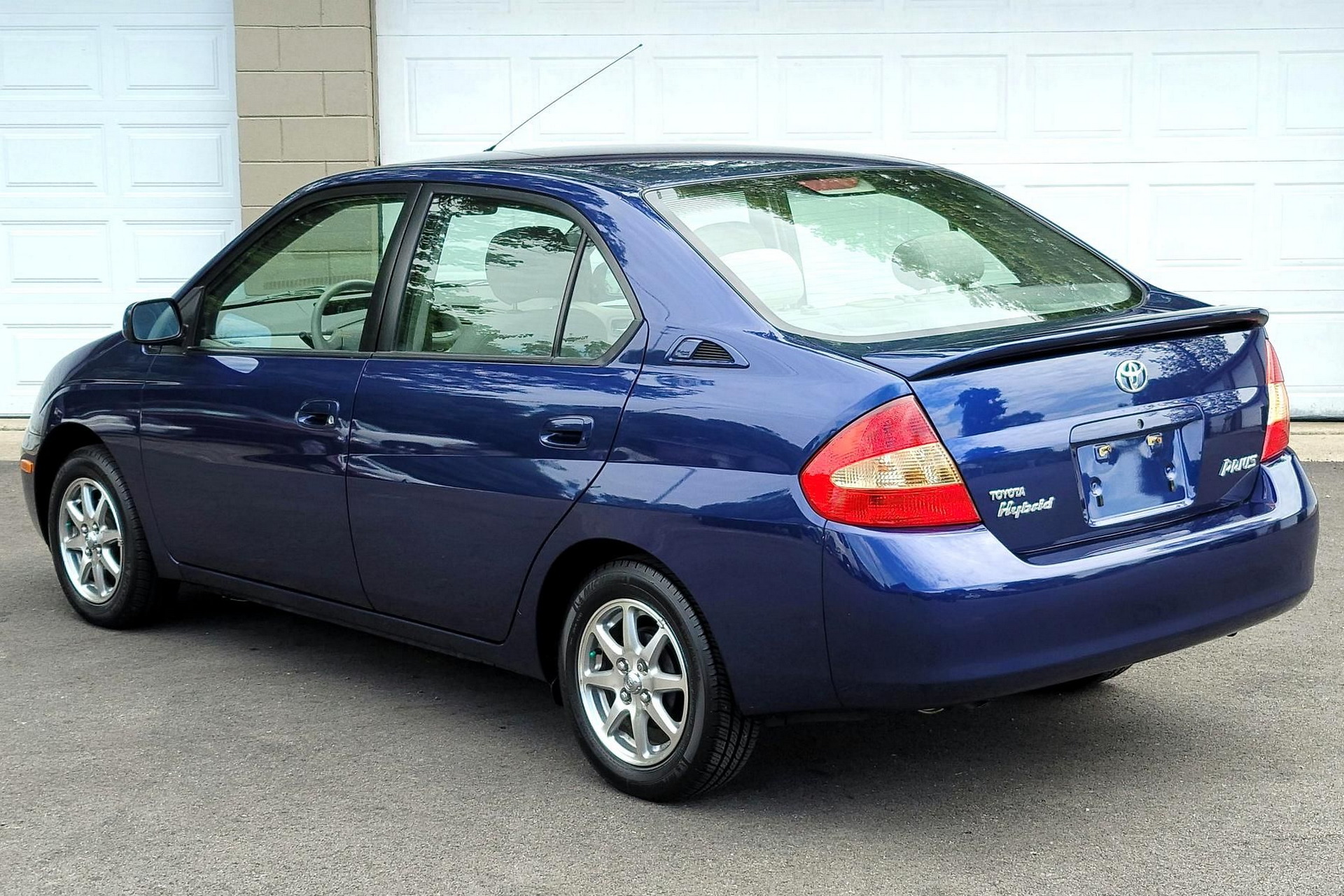 Who Buys A Toyota Prius New In 2003 And Only Drives It 13k Miles?