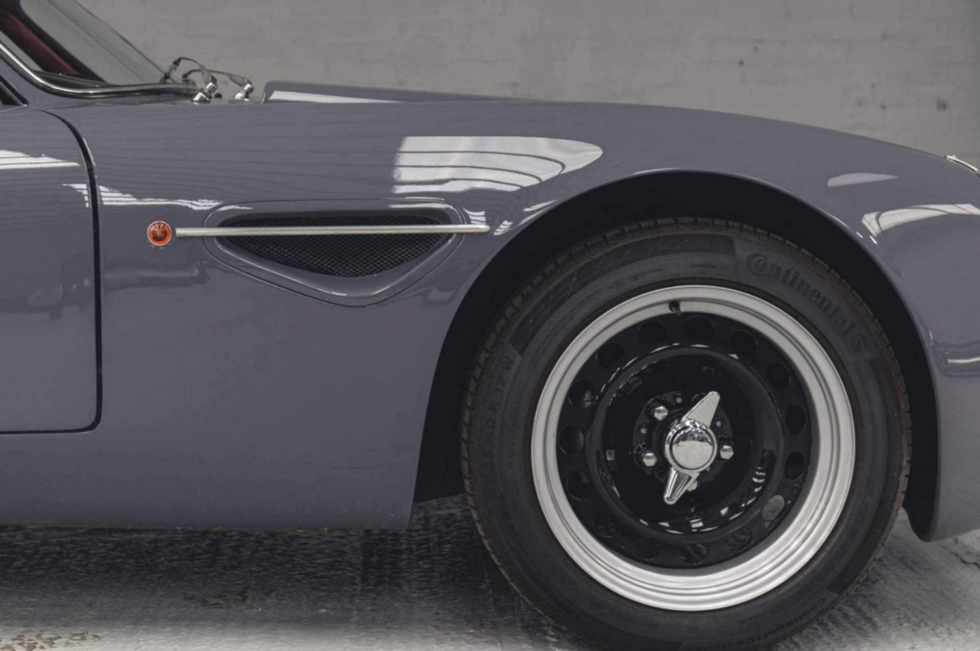 Before Radford, Ant Anstead Built The One-Off 2018 Dowsetts Comet Modern Classic