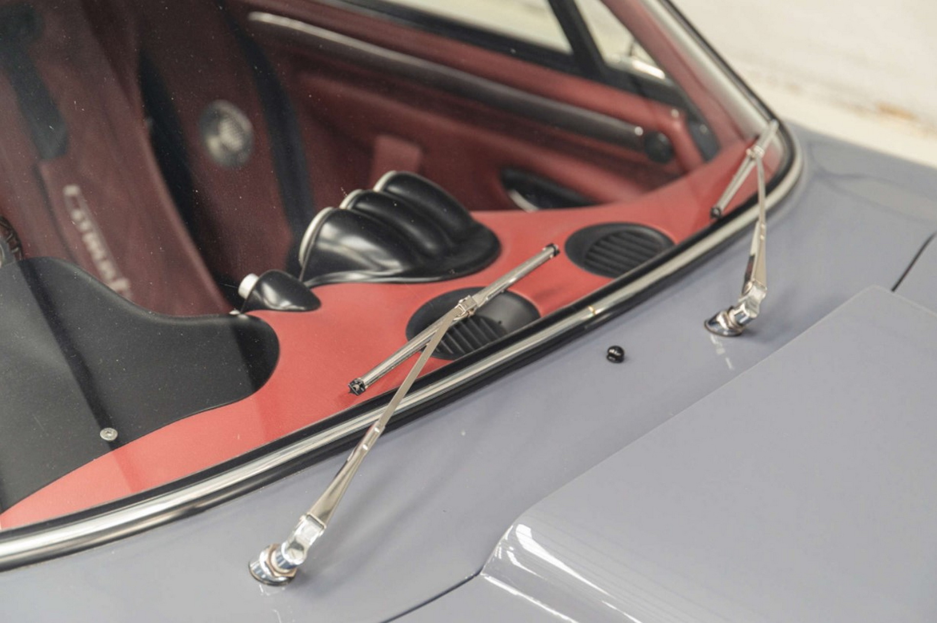 Before Radford, Ant Anstead Built The One-Off 2018 Dowsetts Comet Modern Classic