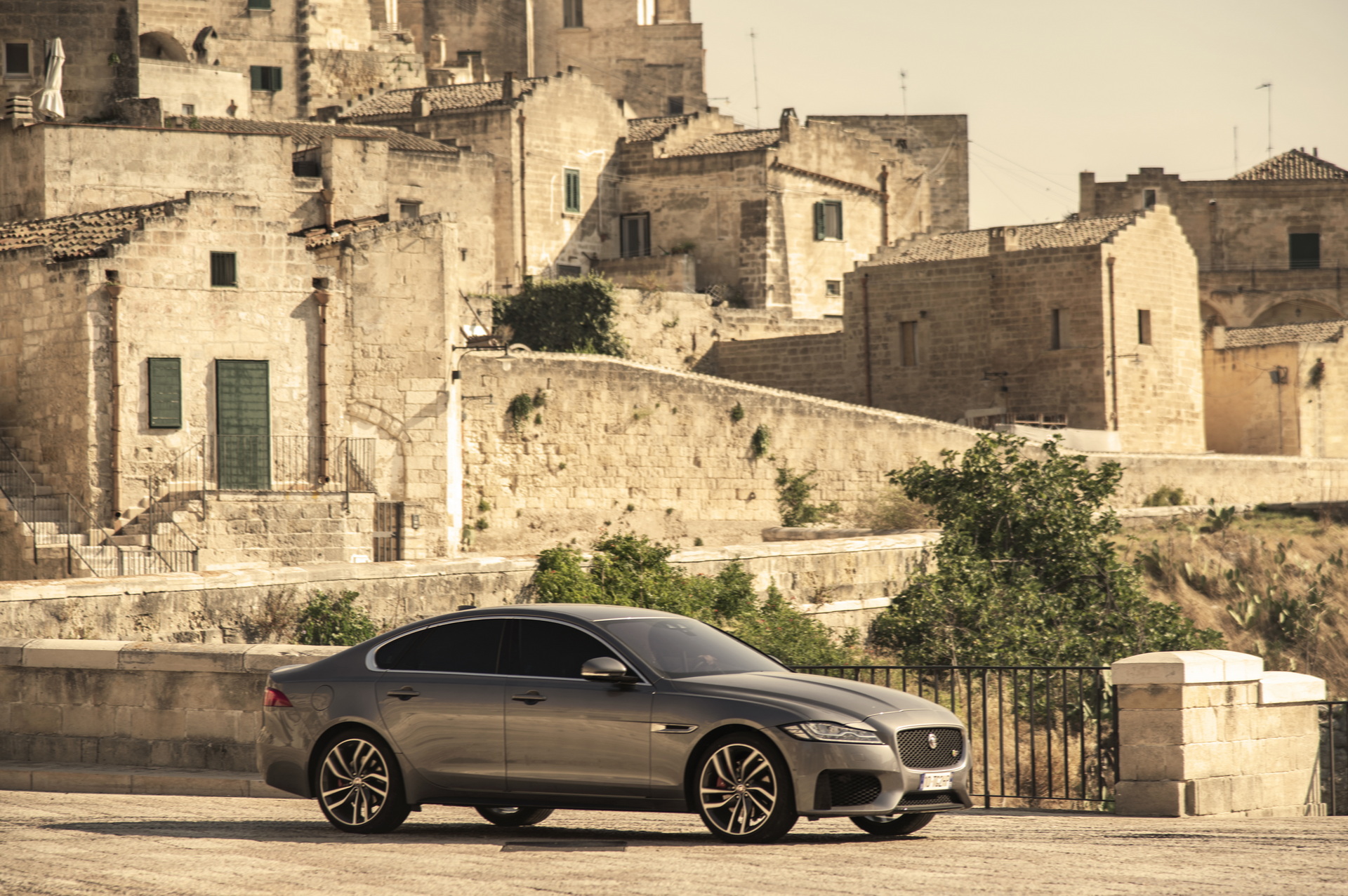 Bond Baddies Drive Jaguar XF In Southern Italy In No Time To Die