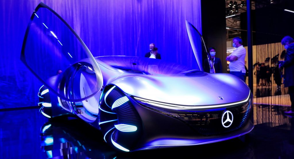  How Mercedes’ Vision AVTR Can Be Controlled With The Power Of Your Thoughts