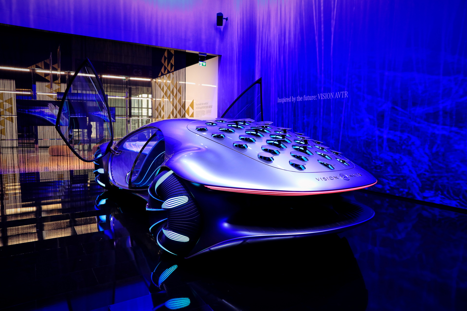 How Mercedes’ Vision AVTR Can Be Controlled With The Power Of Your Thoughts