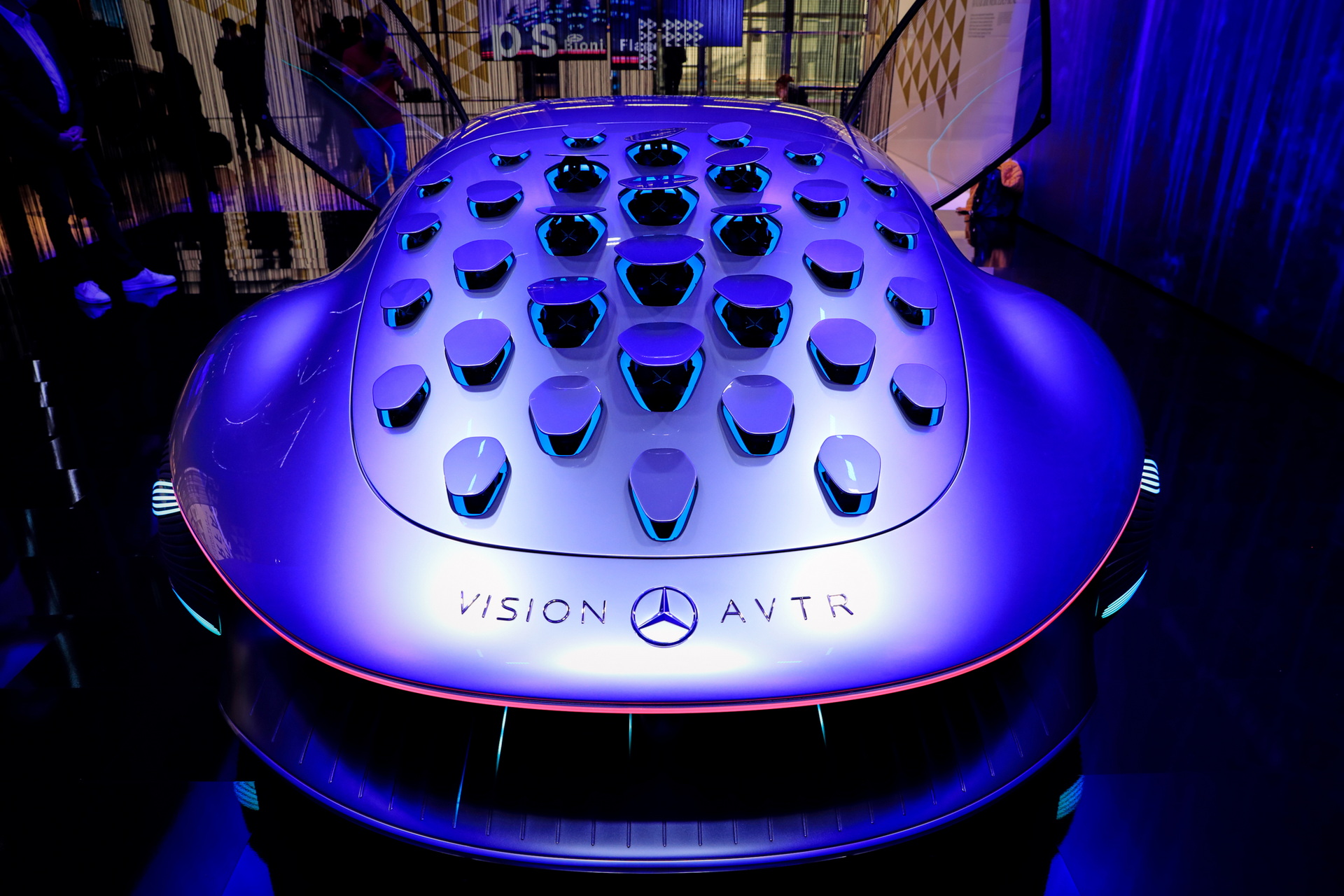 How Mercedes’ Vision AVTR Can Be Controlled With The Power Of Your Thoughts