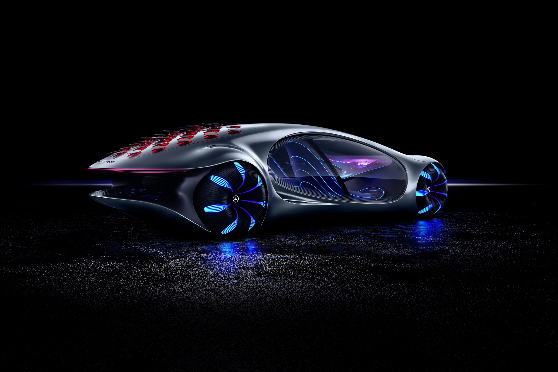 How Mercedes’ Vision AVTR Can Be Controlled With The Power Of Your Thoughts