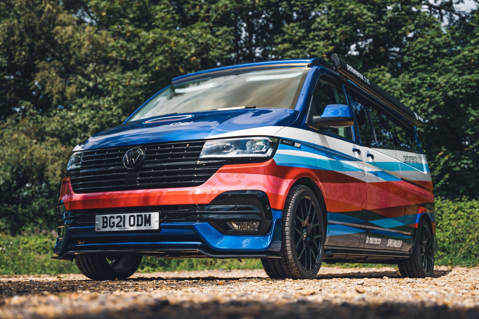 VW Kits Out Transporter Van With Kitchen For Cycling Team’s Michelin-Star Chef