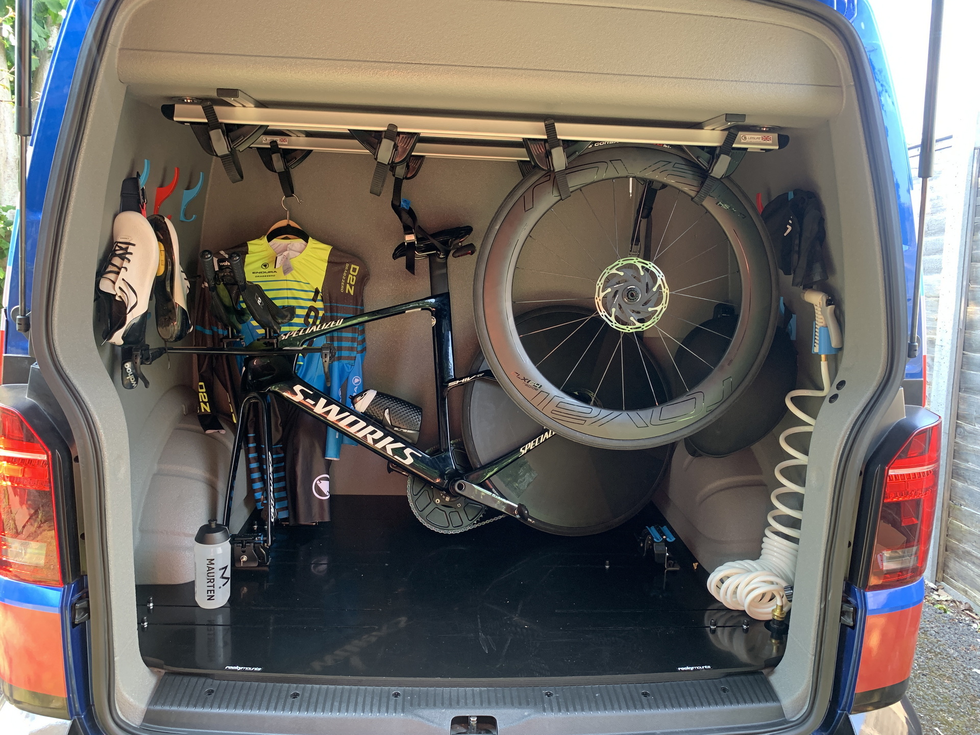 VW Kits Out Transporter Van With Kitchen For Cycling Team’s Michelin-Star Chef