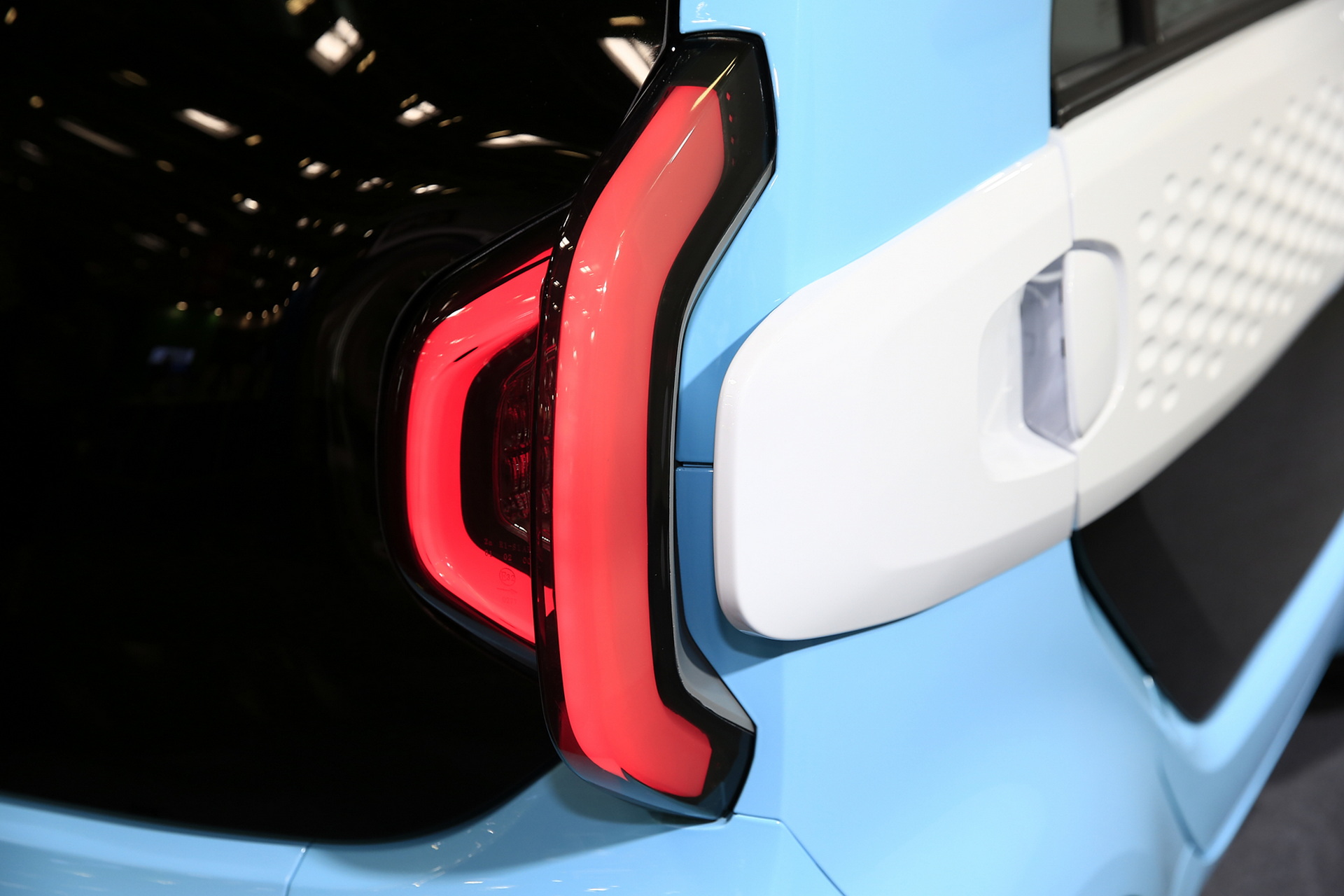 XEV Shows Off European Battery Exchange Program For 3D Printed City Car, The Yoyo