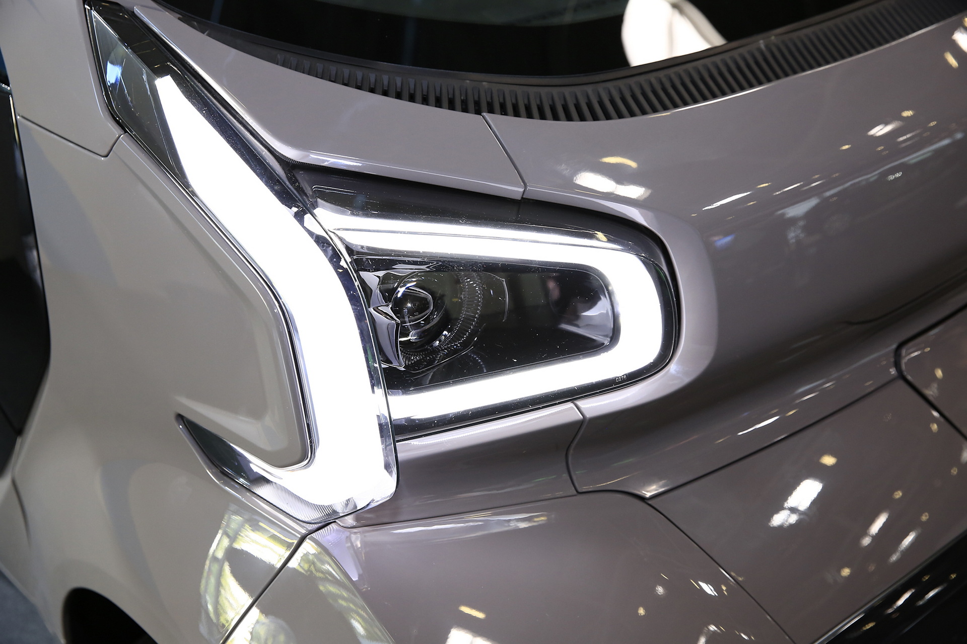 XEV Shows Off European Battery Exchange Program For 3D Printed City Car, The Yoyo