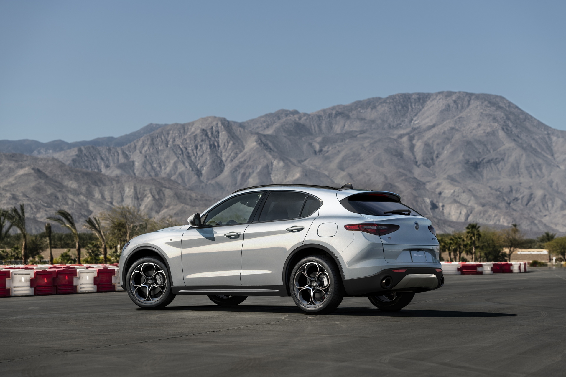 2022 Alfa Romeo Giulia And Stelvio Get New Veloce Trim And More Standard Features