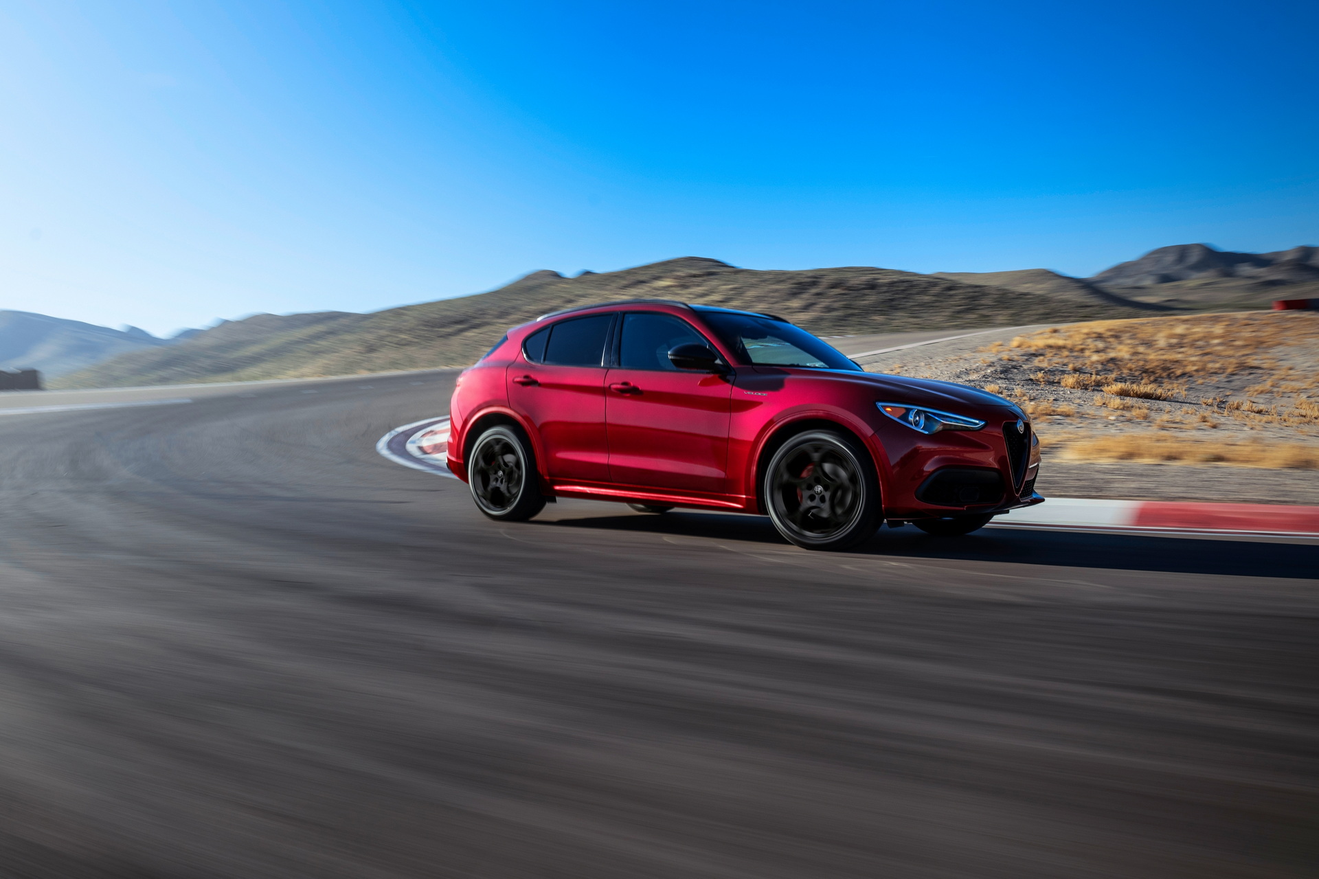 2022 Alfa Romeo Giulia And Stelvio Get New Veloce Trim And More Standard Features