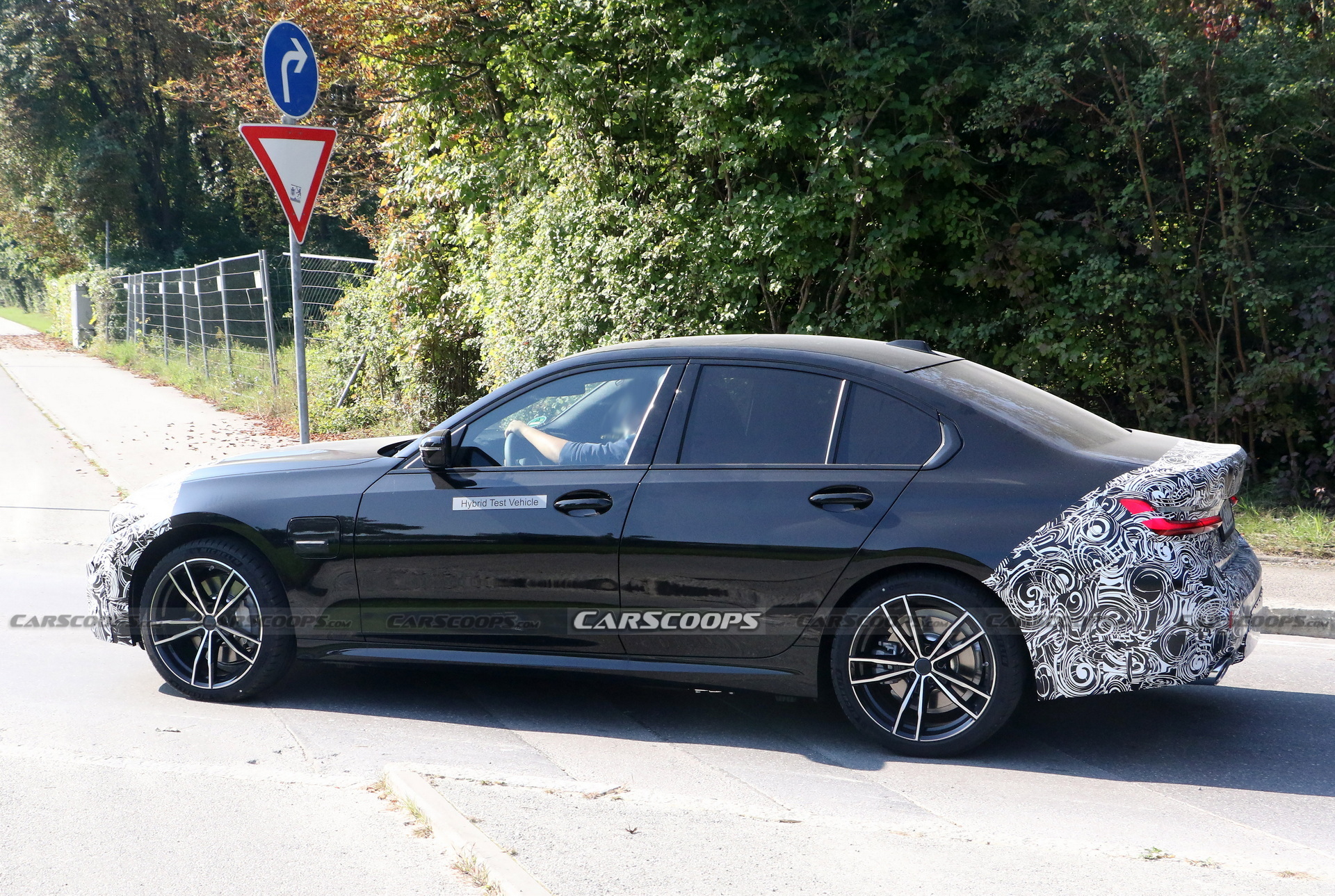 Facelifted 2023 BMW 3 Series Coming With Tweaked Styling