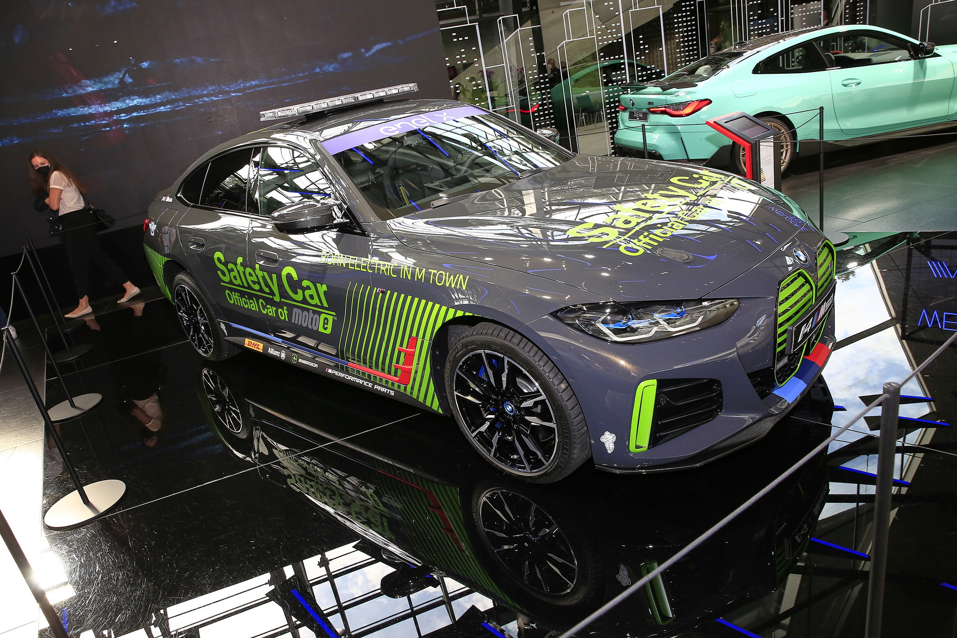 What’s Up With The BMW i4 M50 Safety Car’s Rear Wheel To Well Gap?