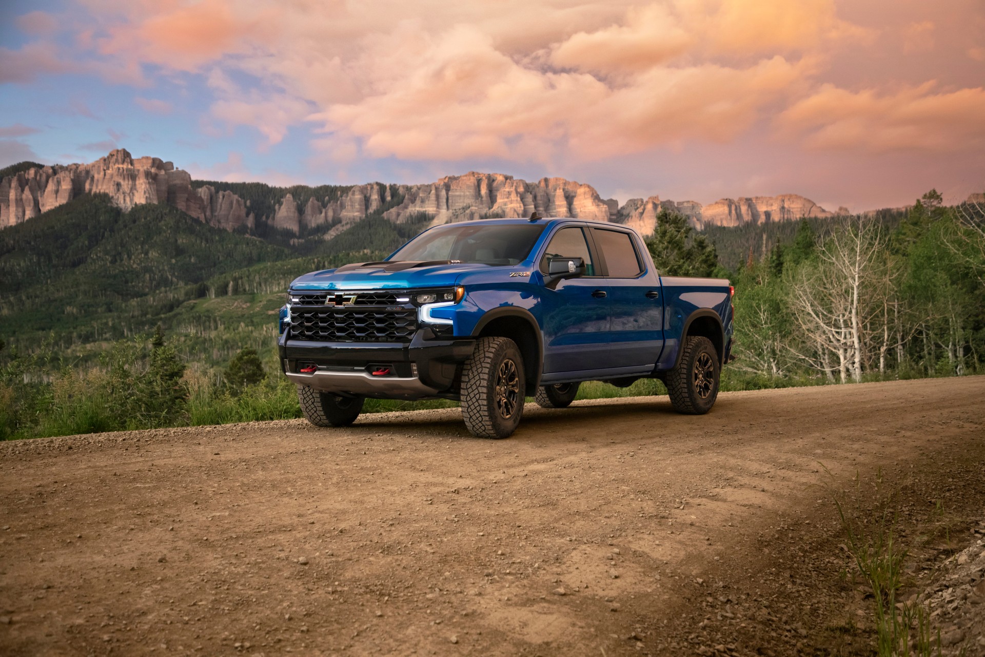 2022 Chevrolet Silverado ZR2 Debuts As The Brand’s Flagship Off-Road Pickup