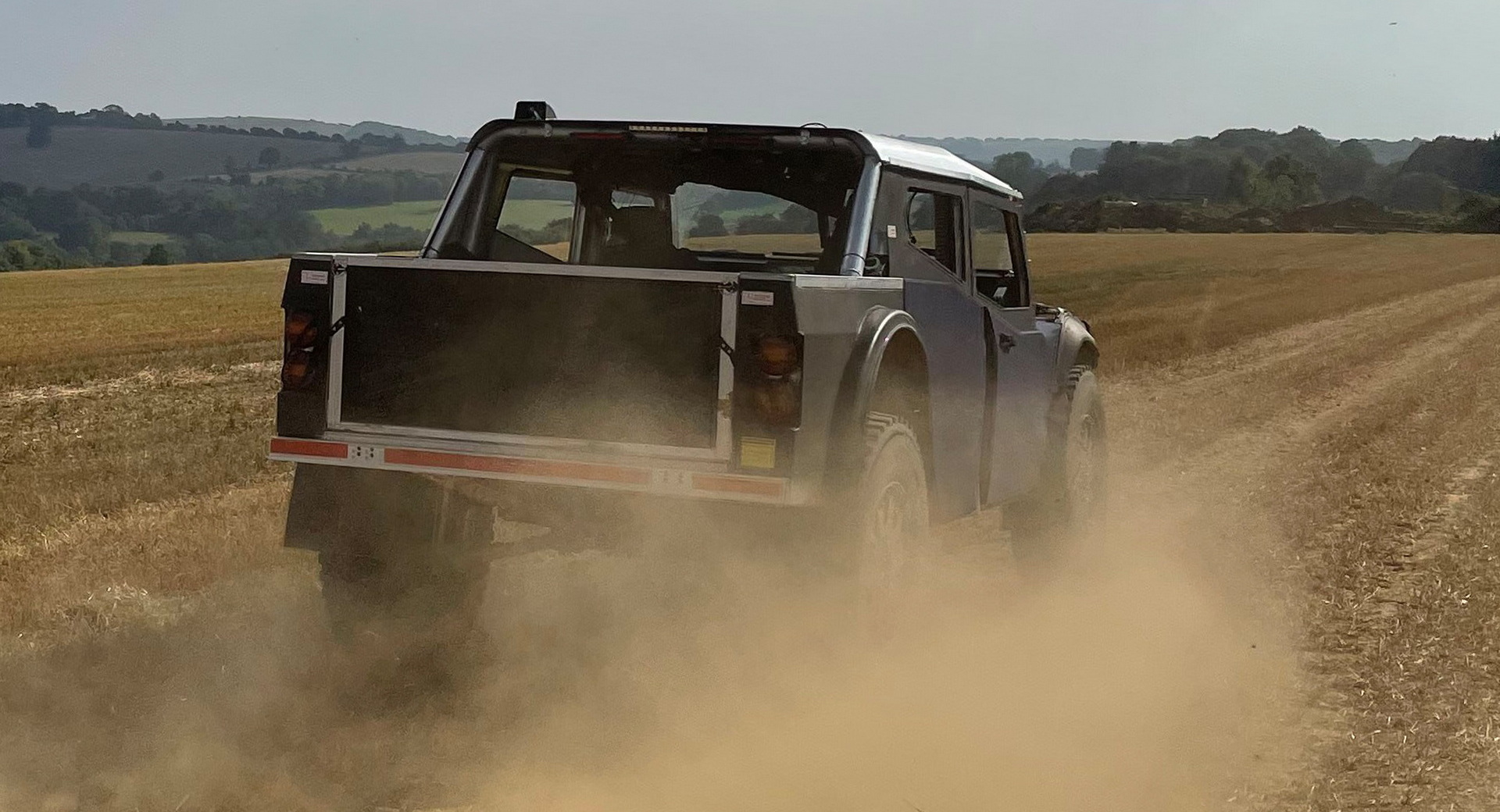 Ex-Ferrari Engineer Creates Fering Pioneer, Hybrid Off-Roader With A Fabric Body