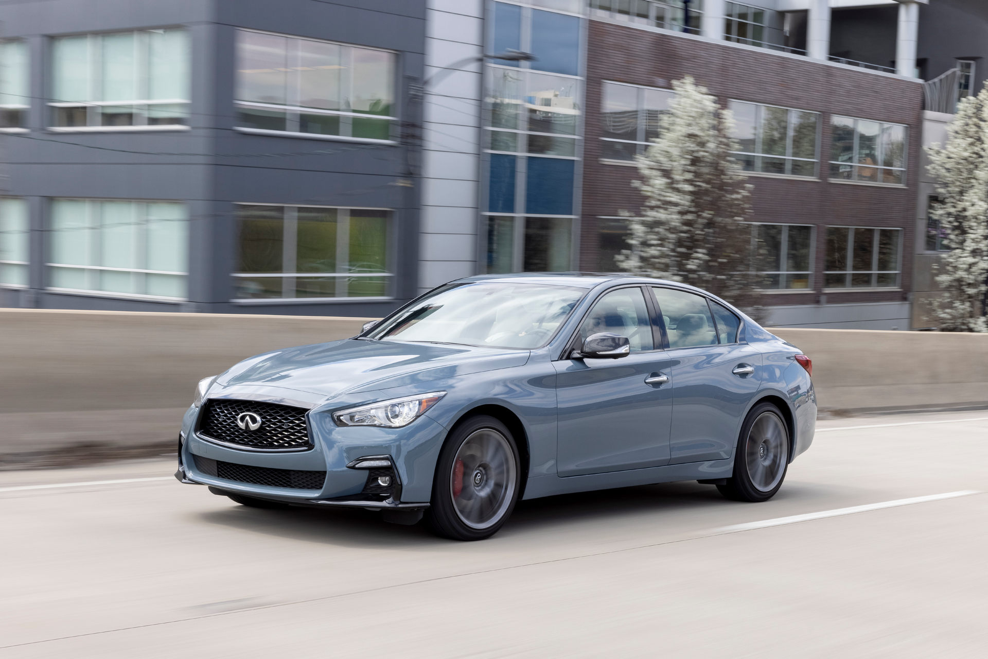 2022 Infiniti Q50 Comes With Wireless Apple CarPlay, Starts At $42,100