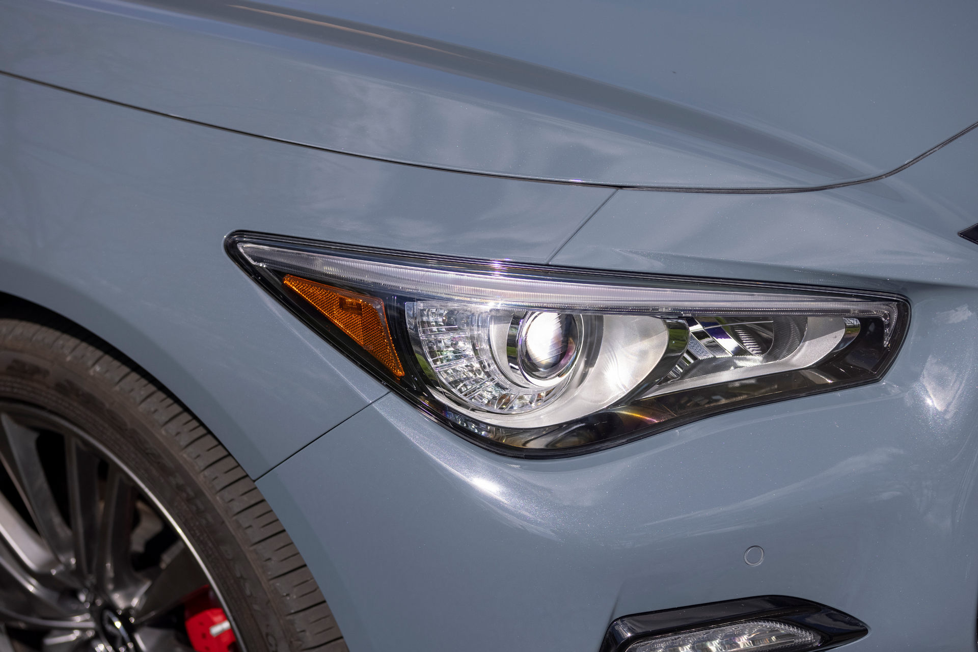 2022 Infiniti Q50 Comes With Wireless Apple CarPlay, Starts At $42,100