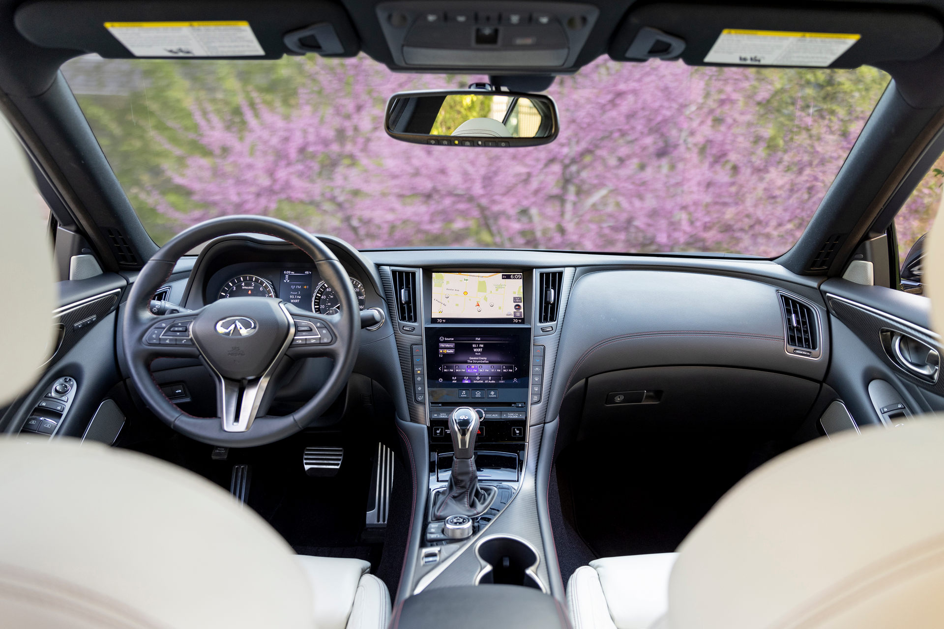 2022 Infiniti Q50 Comes With Wireless Apple CarPlay, Starts At $42,100