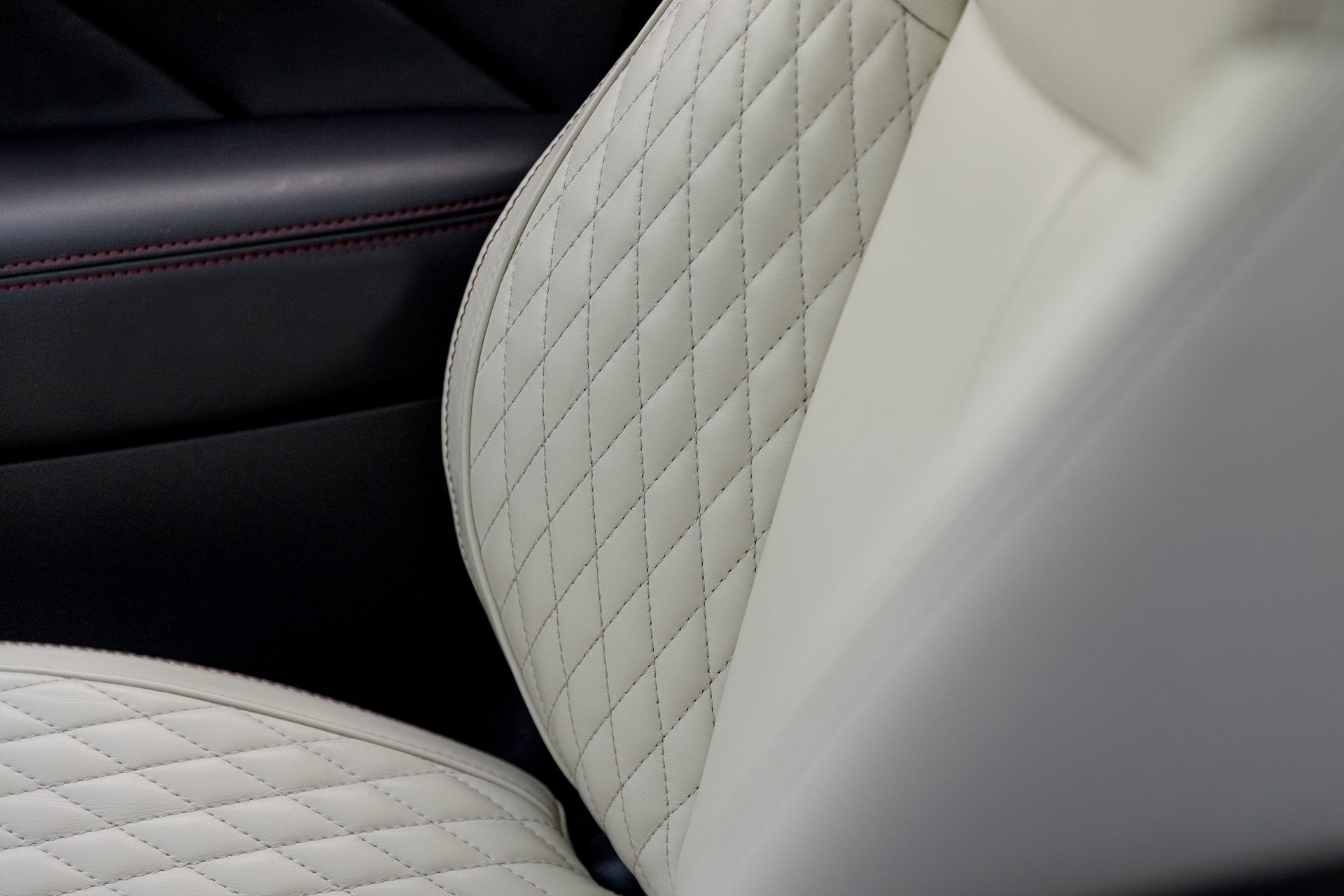 2022 Infiniti Q50 Comes With Wireless Apple CarPlay, Starts At $42,100