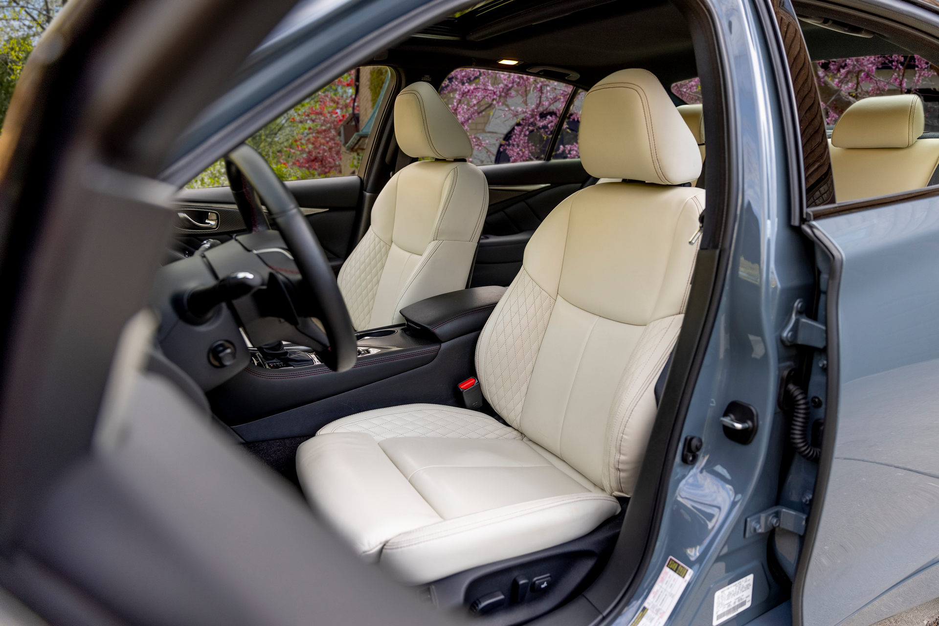 2022 Infiniti Q50 Comes With Wireless Apple CarPlay, Starts At $42,100