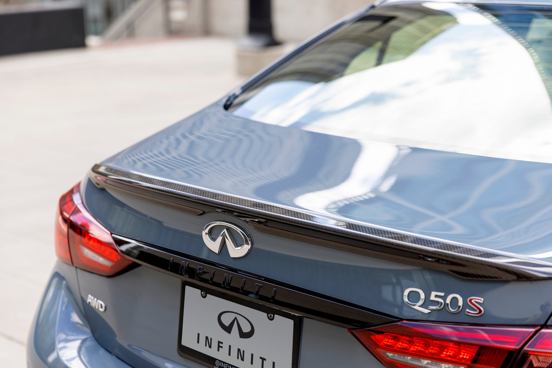 2022 Infiniti Q50 Comes With Wireless Apple CarPlay, Starts At $42,100