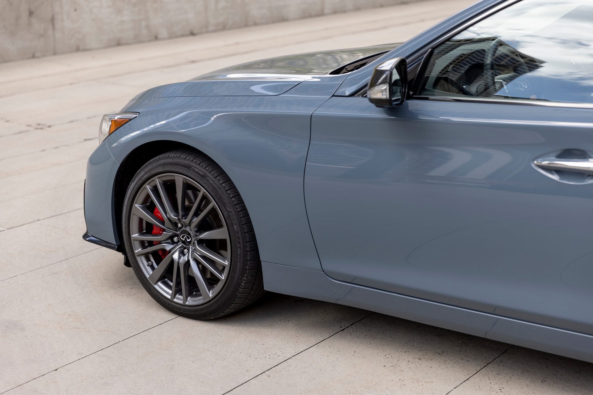 2022 Infiniti Q50 Comes With Wireless Apple CarPlay, Starts At $42,100