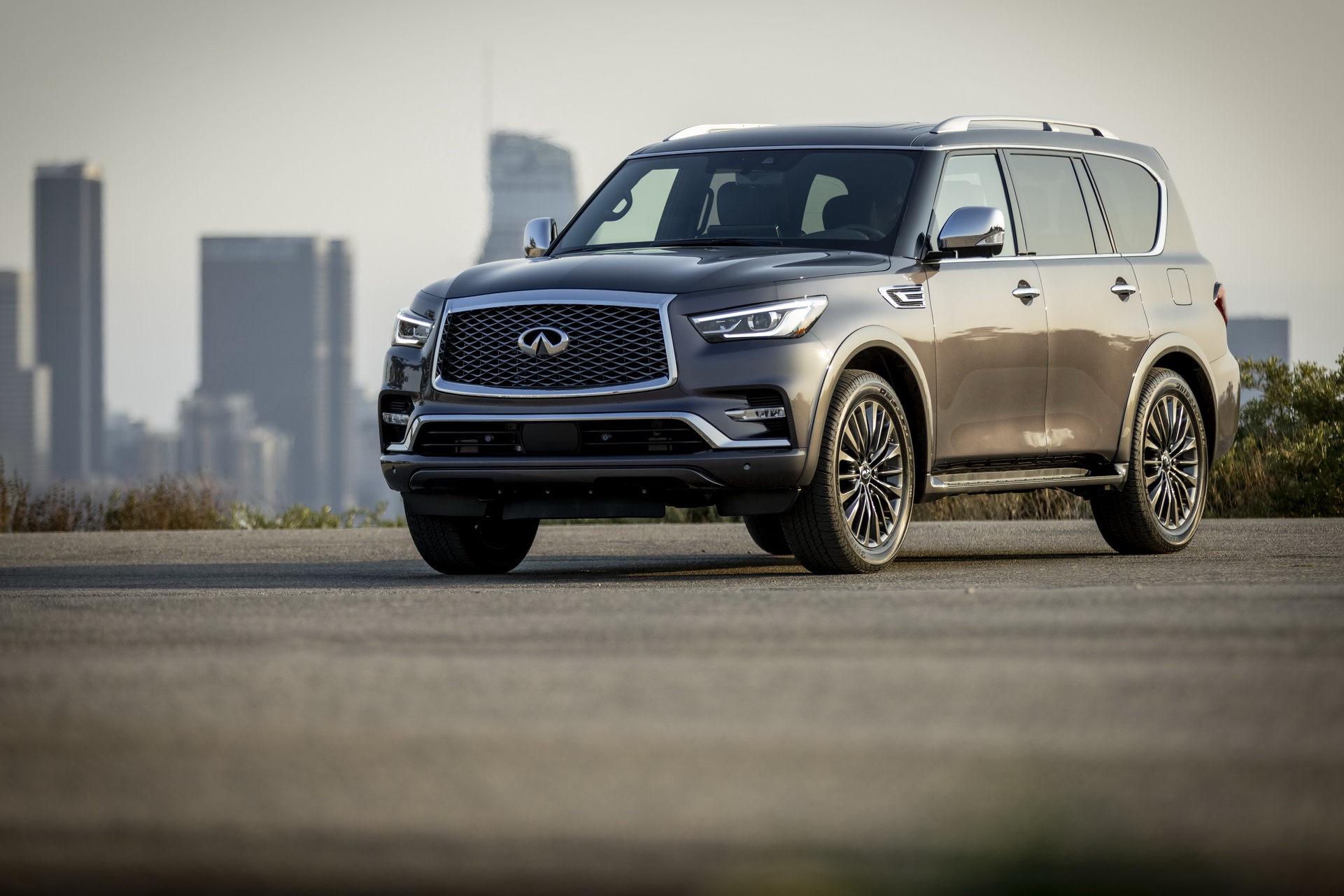 2022 Infiniti QX80 With New 12.3-Inch Infotainment Starts At $71,995