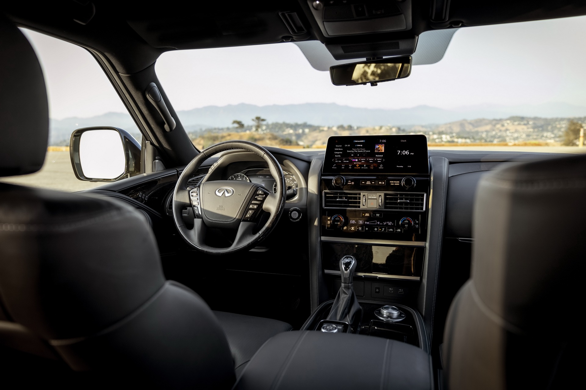2022 Infiniti QX80 With New 12.3-Inch Infotainment Starts At $71,995