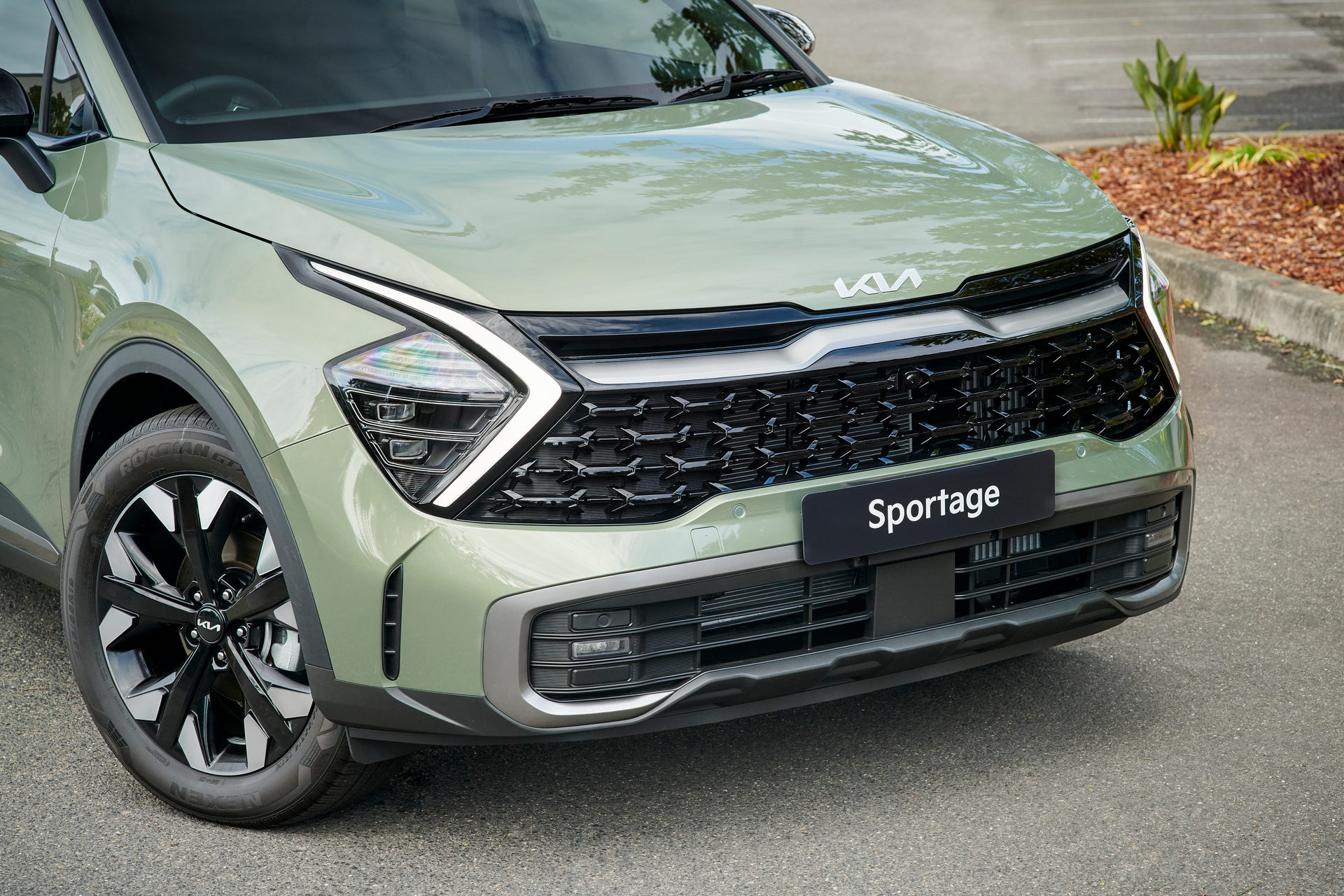 Funky Looking 2022 Kia Sportage Comes To Australia In Long Body Form
