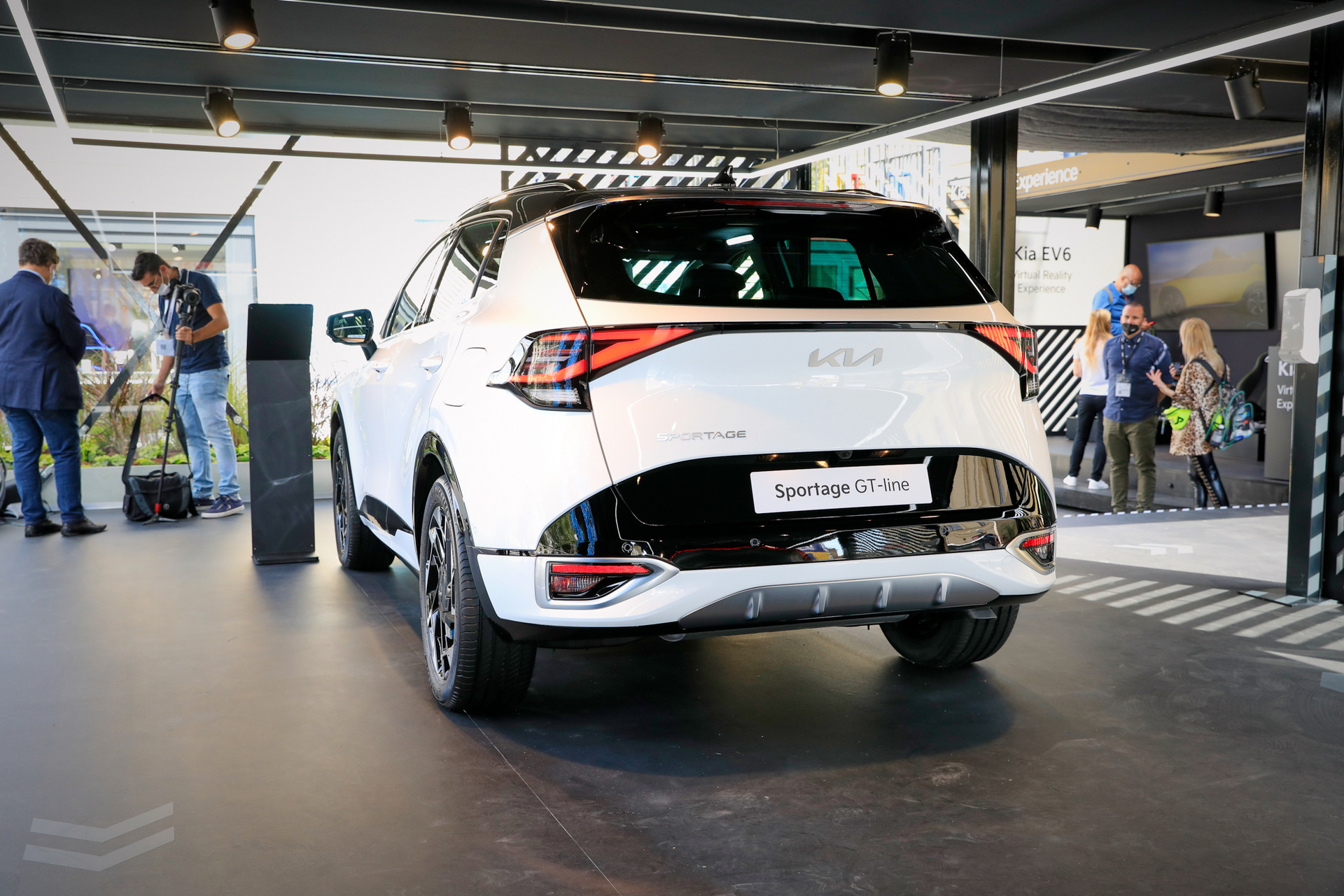 Take A Look At Europe’s Shorter 2022 Kia Sportage GT-Line