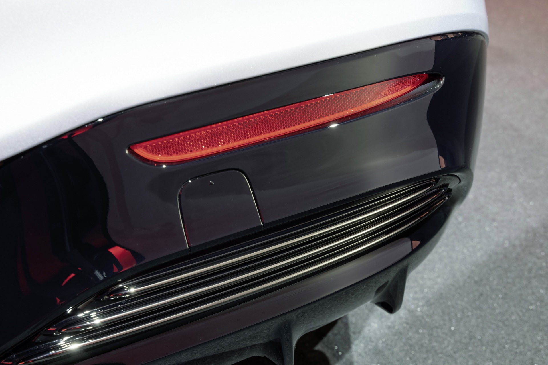 Electrifying 751-HP Mercedes-AMG EQS 53 Is Benz’s New Performance Flagship Limo