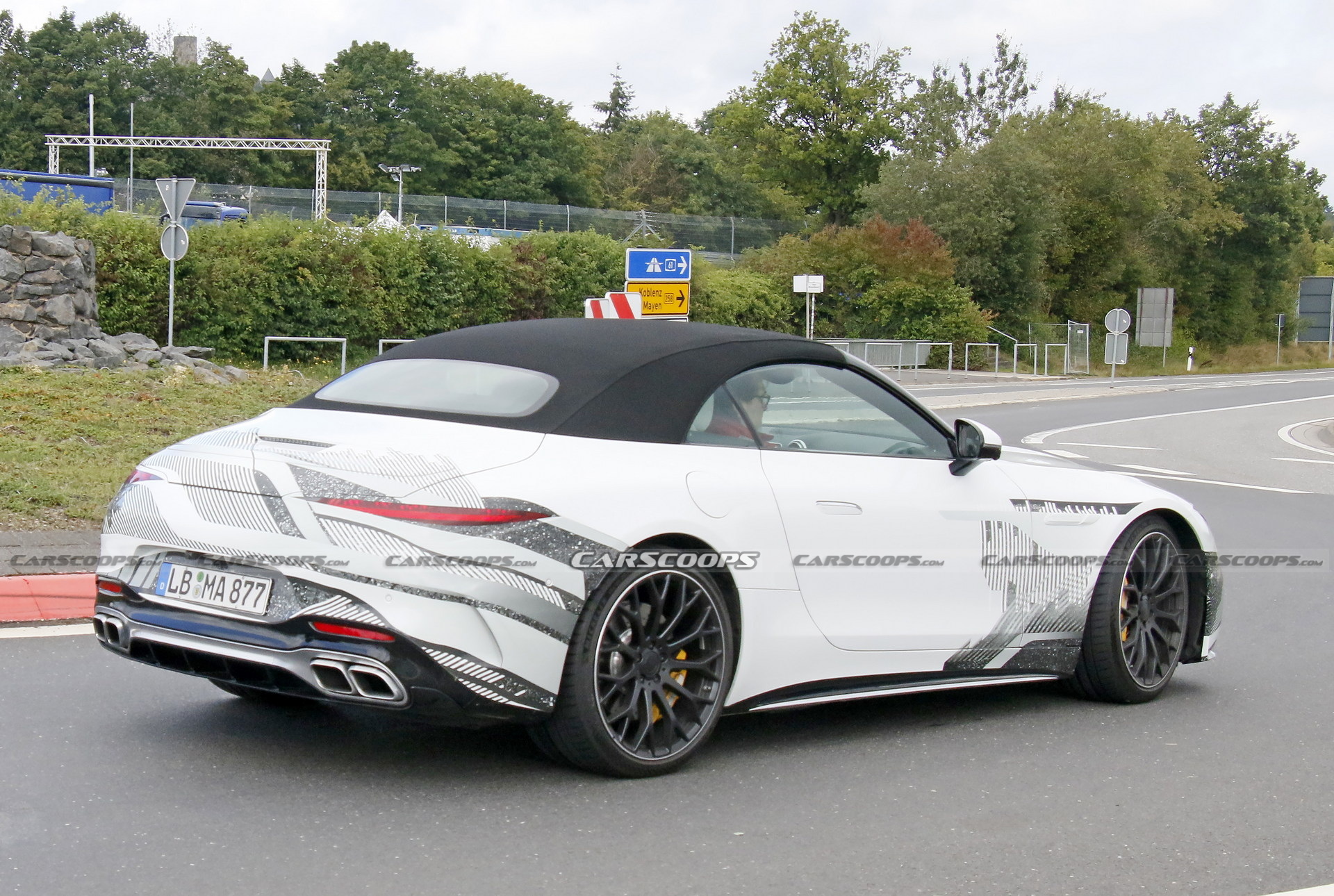 2022 Mercedes SL Roadster Snapped At Secret Event Ahead of Oct 20 Release