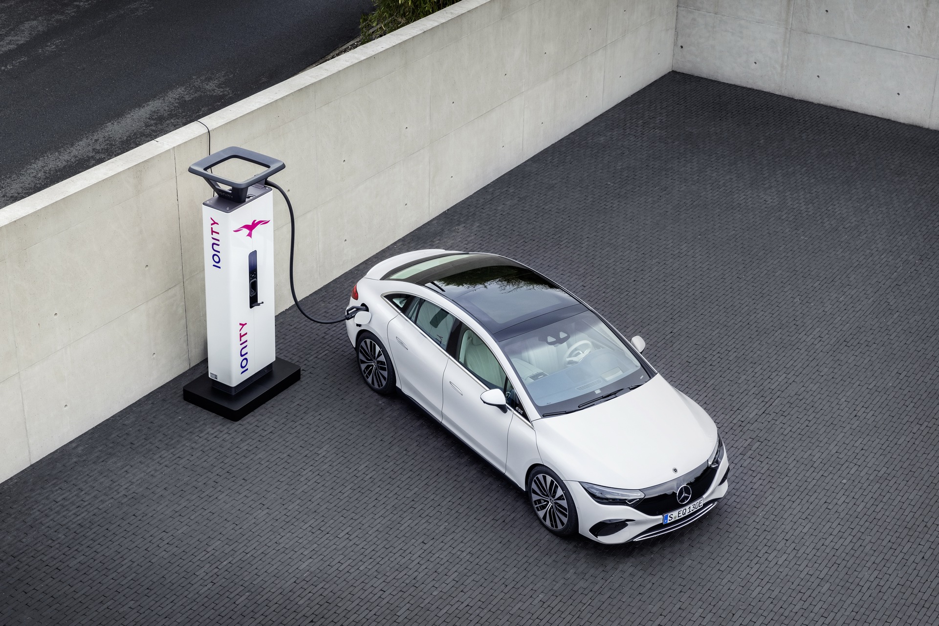 2023 Mercedes-Benz EQE Sedan Is The E-Class Of The Electric Age That’s Coming For Tesla