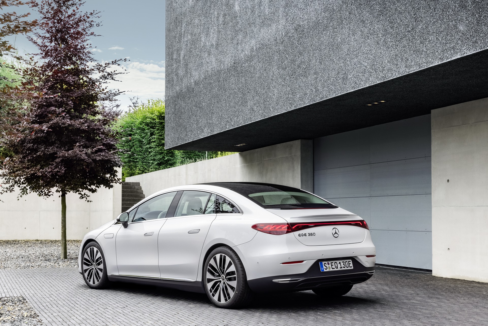 2023 Mercedes-Benz EQE Sedan Is The E-Class Of The Electric Age That’s Coming For Tesla