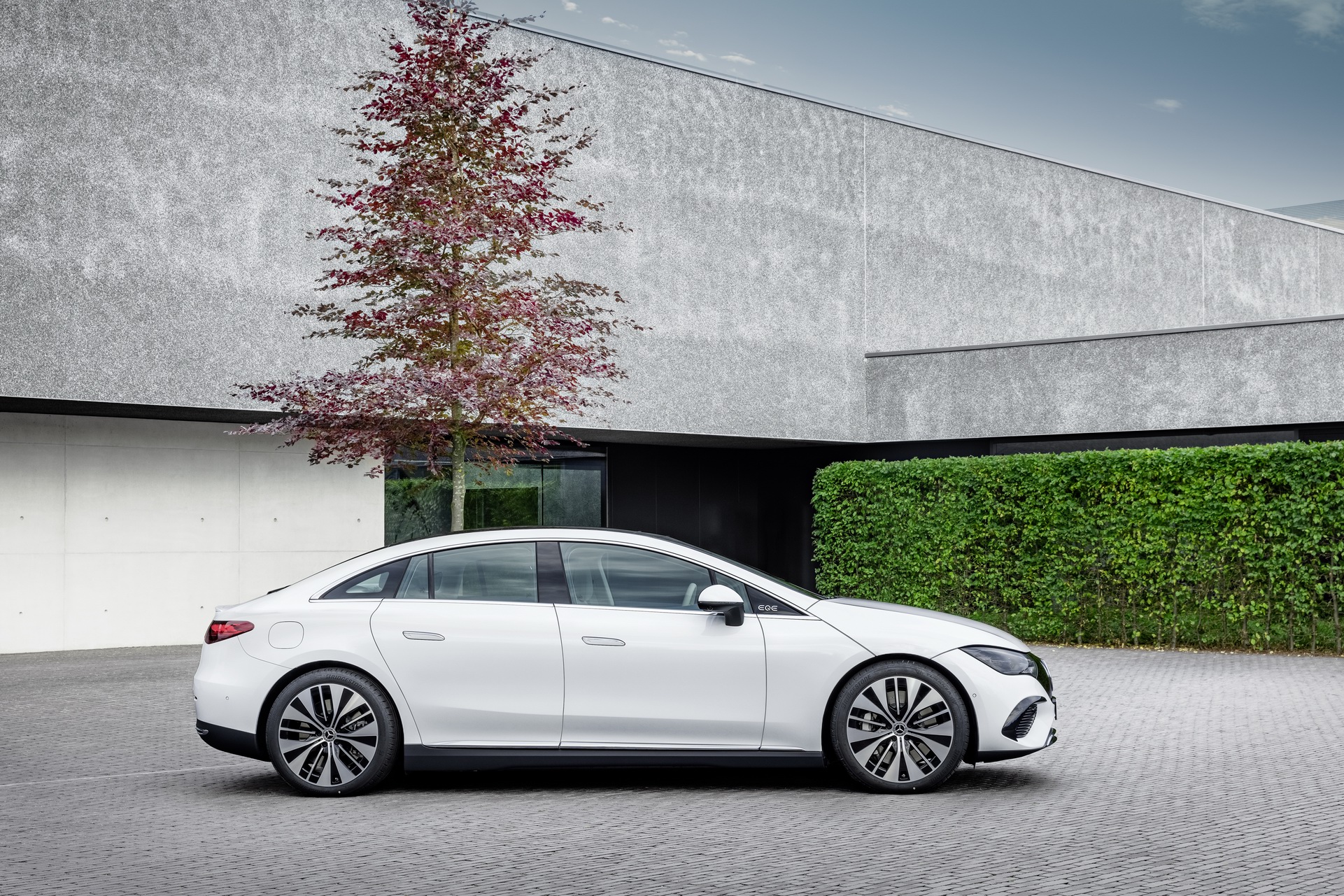 2023 Mercedes-Benz EQE Sedan Is The E-Class Of The Electric Age That’s Coming For Tesla