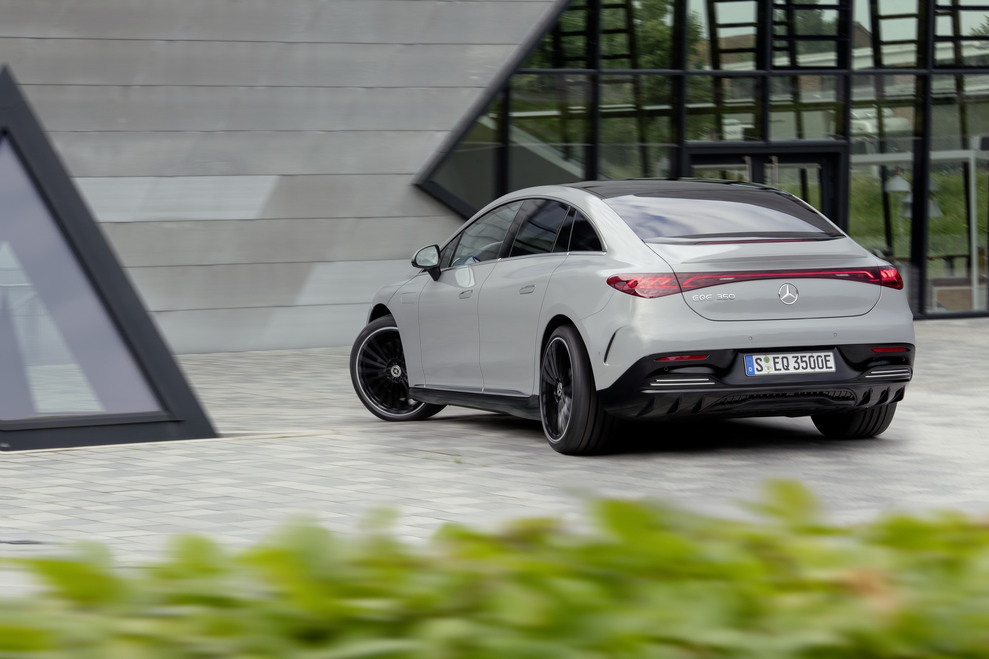2023 Mercedes-Benz EQE Sedan Is The E-Class Of The Electric Age That’s Coming For Tesla