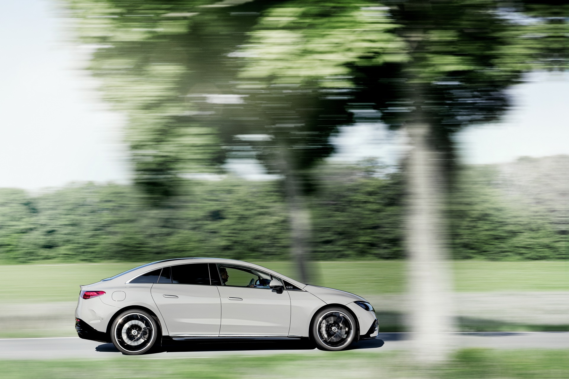 2023 Mercedes-Benz EQE Sedan Is The E-Class Of The Electric Age That’s Coming For Tesla