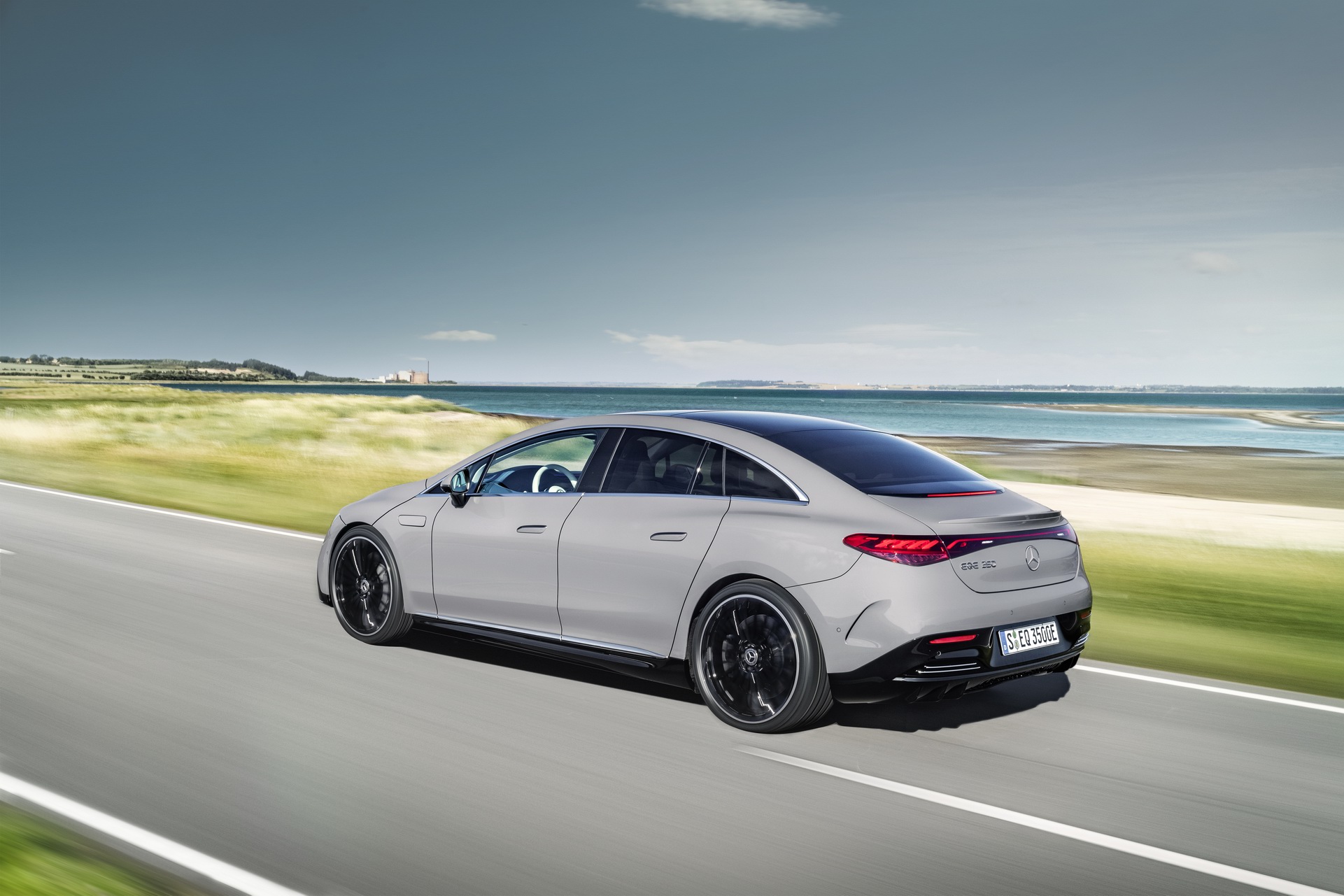 2023 Mercedes-Benz EQE Sedan Is The E-Class Of The Electric Age That’s Coming For Tesla