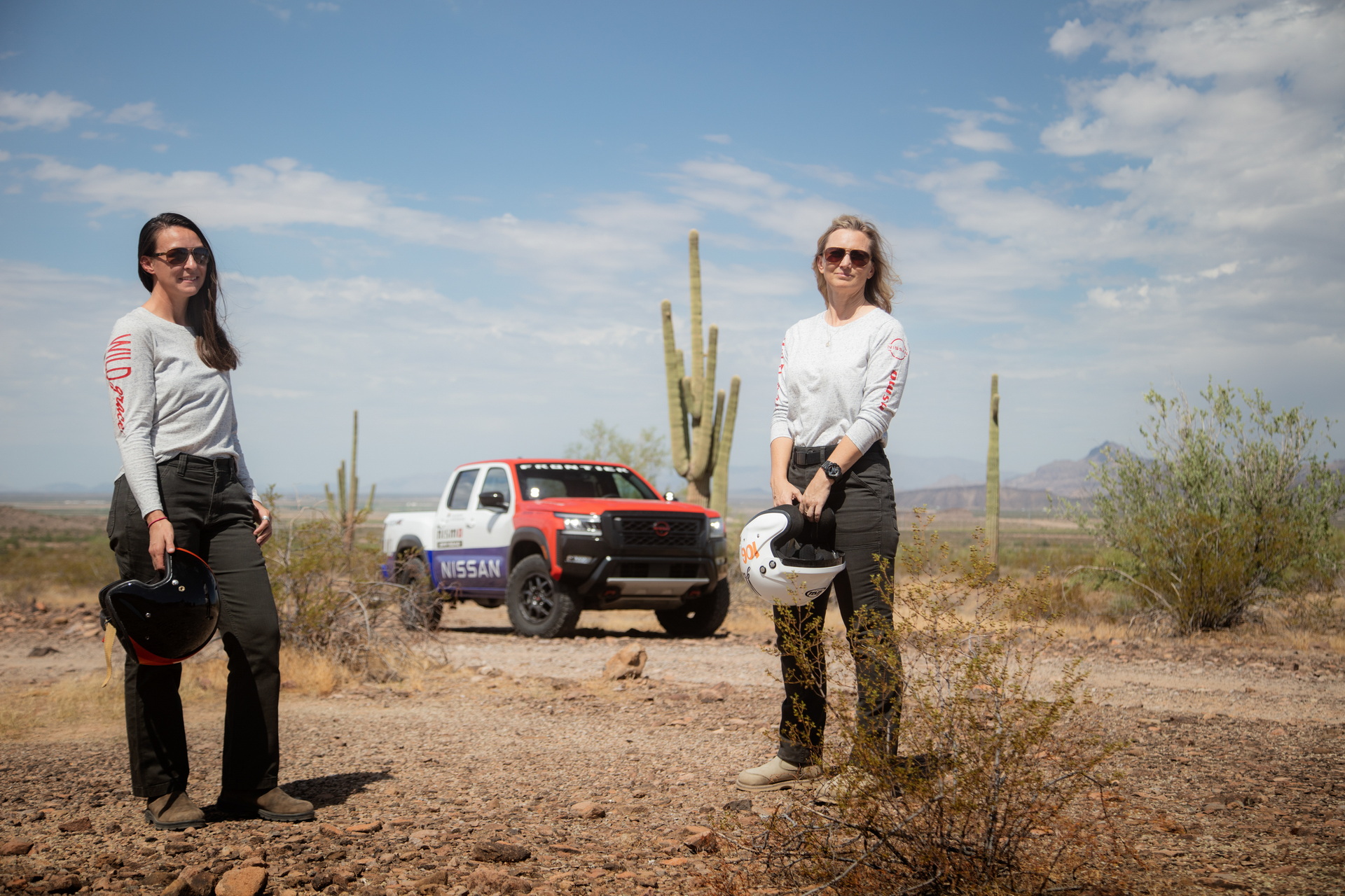 Nissan Enters Rebelle Rally With 2022 Frontier Inspired By 1980s Nissan Hardbody Off-Roading Champ