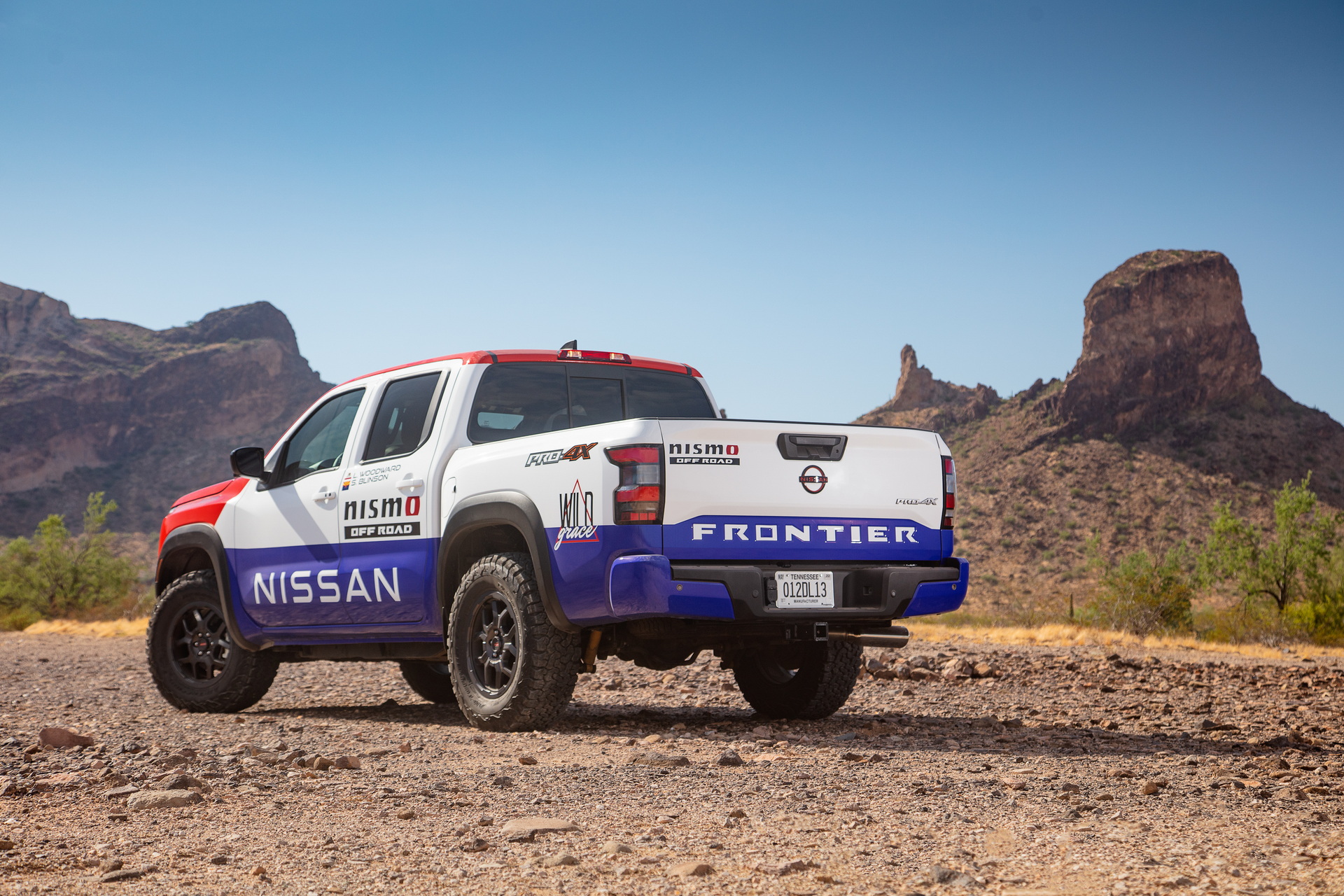 Nissan Enters Rebelle Rally With 2022 Frontier Inspired By 1980s Nissan Hardbody Off-Roading Champ
